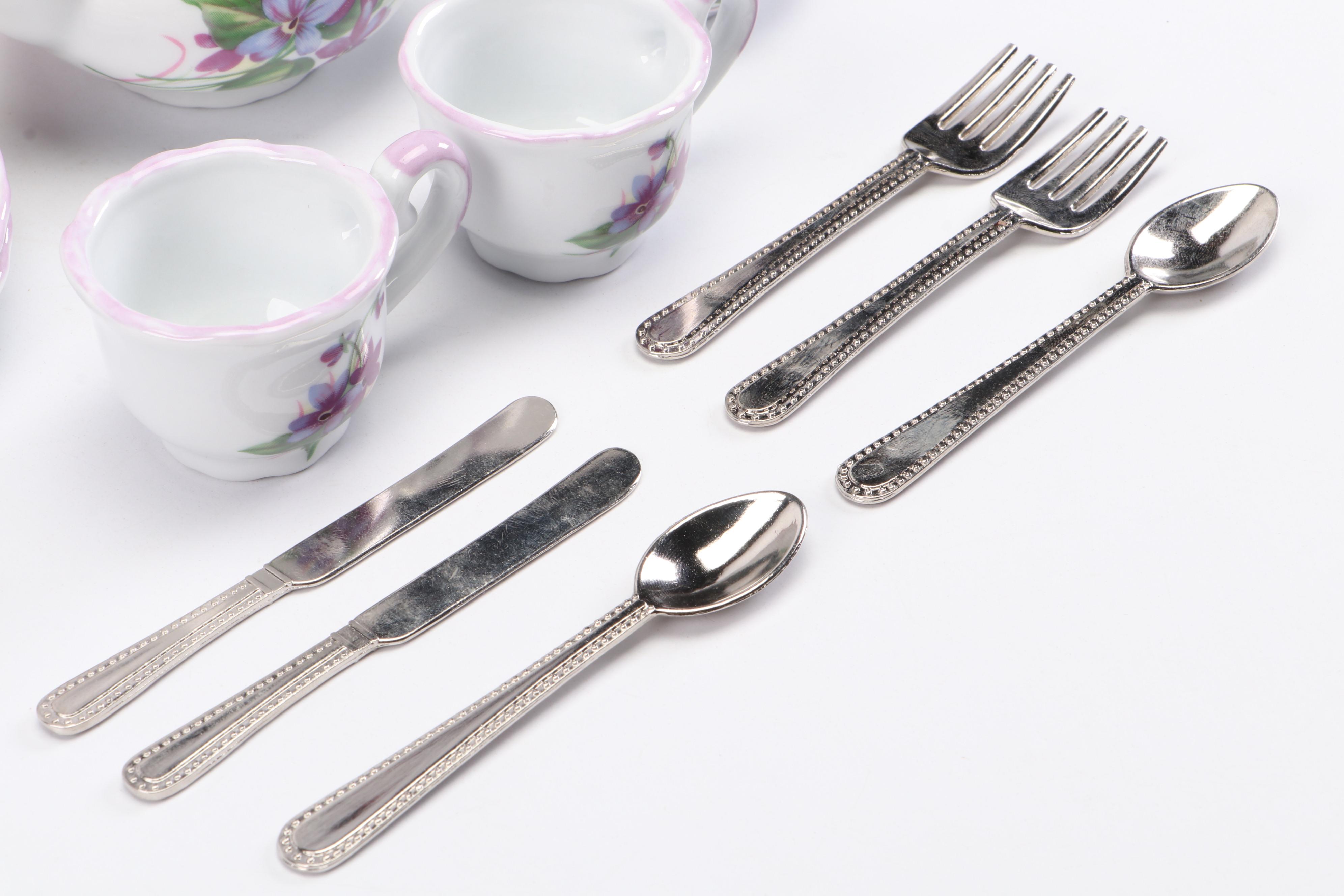 Miniature Picnic Basket with Porcelain Tea Set