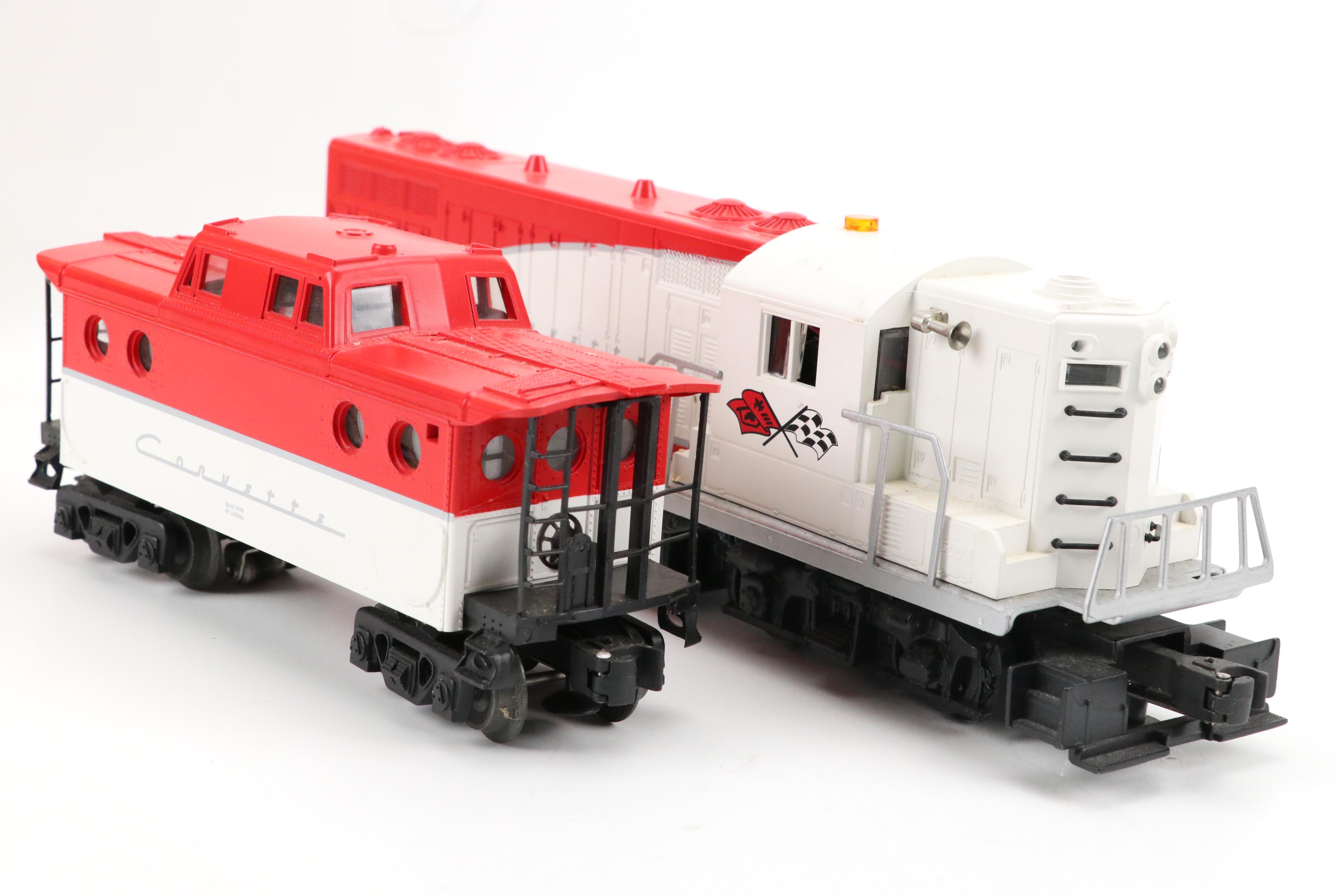 Lionel Corvette GP-7 Train Set and National Corvette Museum Train Car, 1999