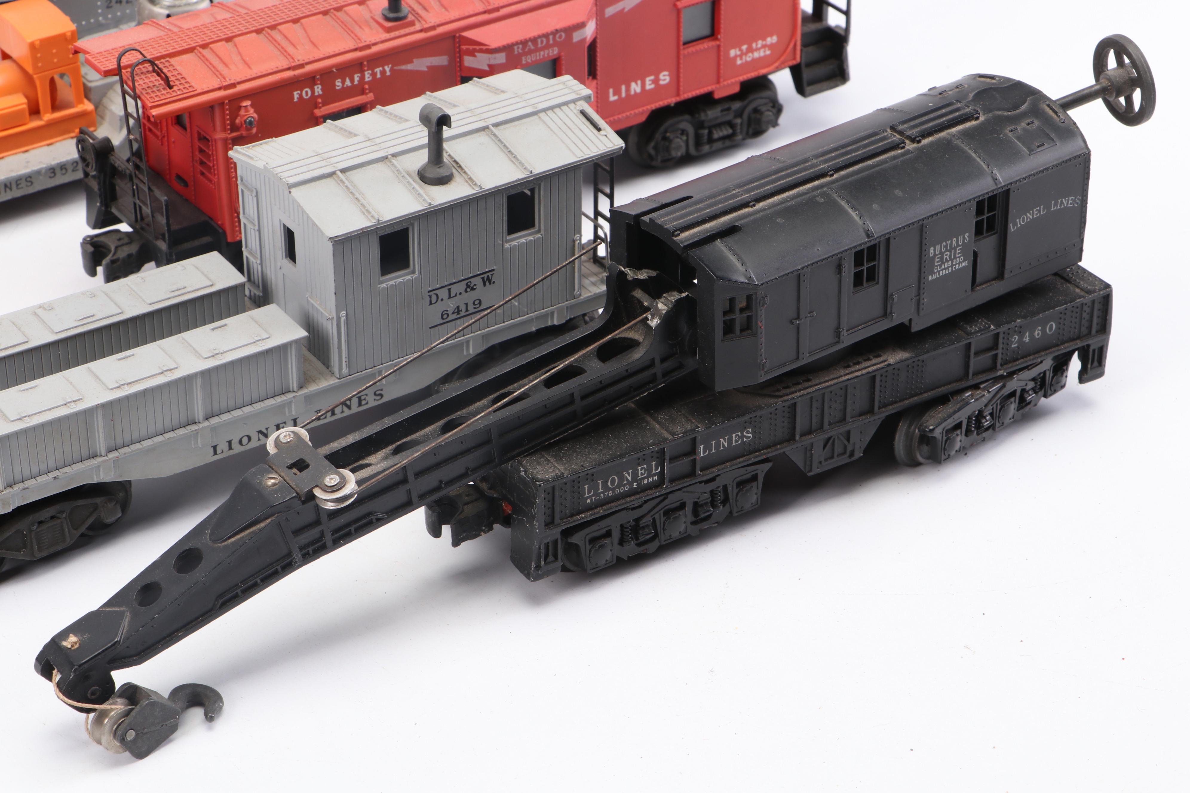 Lionel Bucyrus Erie Crane Car, Engine, Train Cars and Booklet