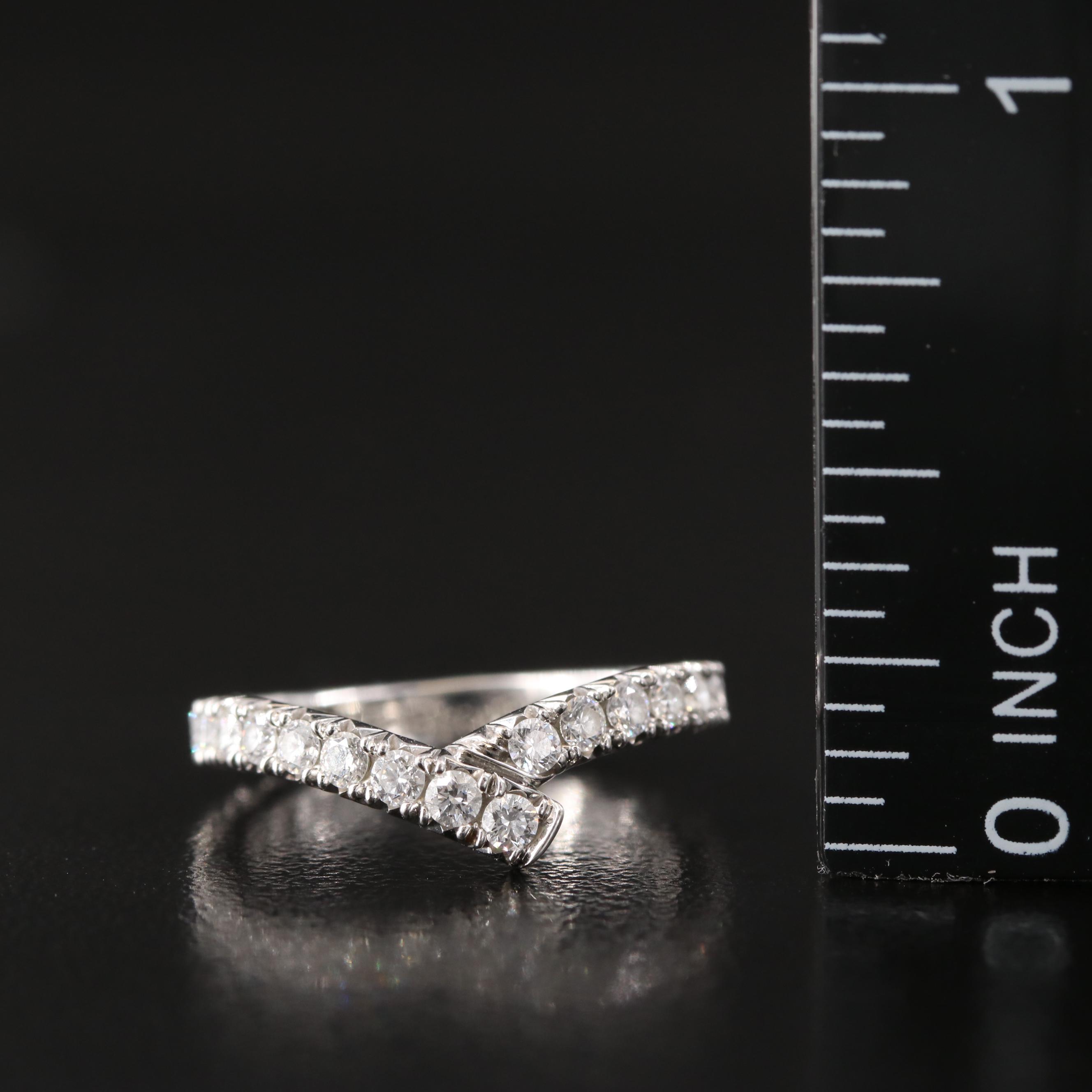 Harry Winston Ribbon Platinum 0.80 CTW Diamond Eternity Band