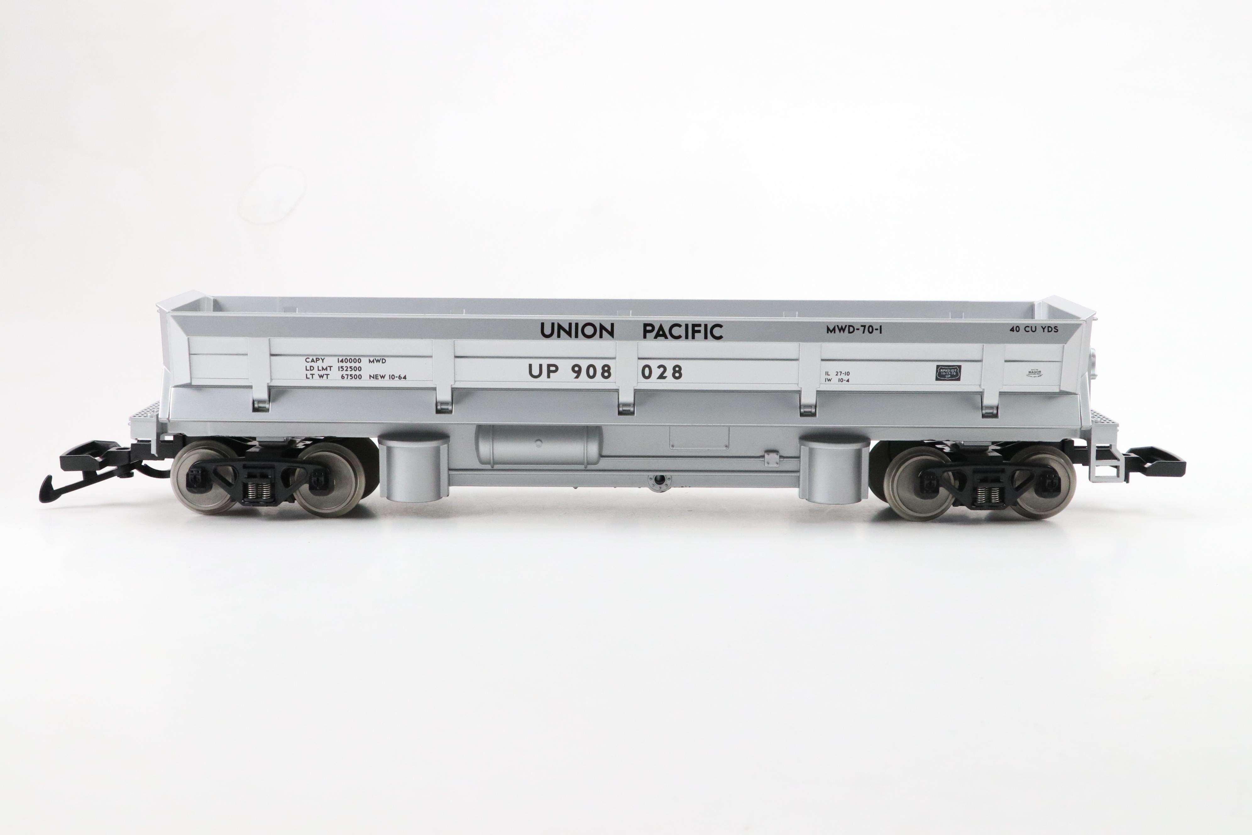 MTH SD70ACe Diesel Engine with Streamlined Baggage and Passenger Set