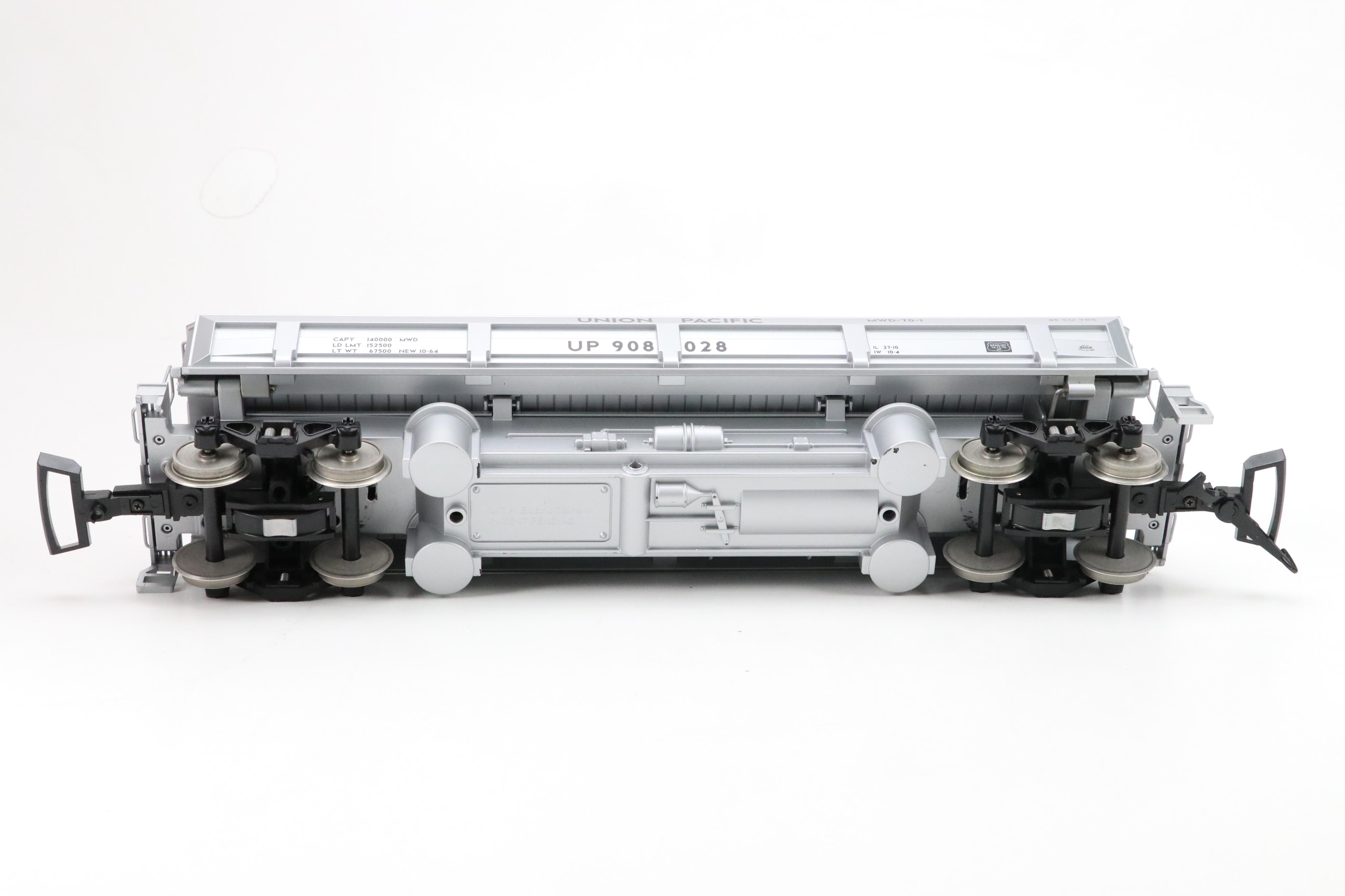 MTH SD70ACe Diesel Engine with Streamlined Baggage and Passenger Set