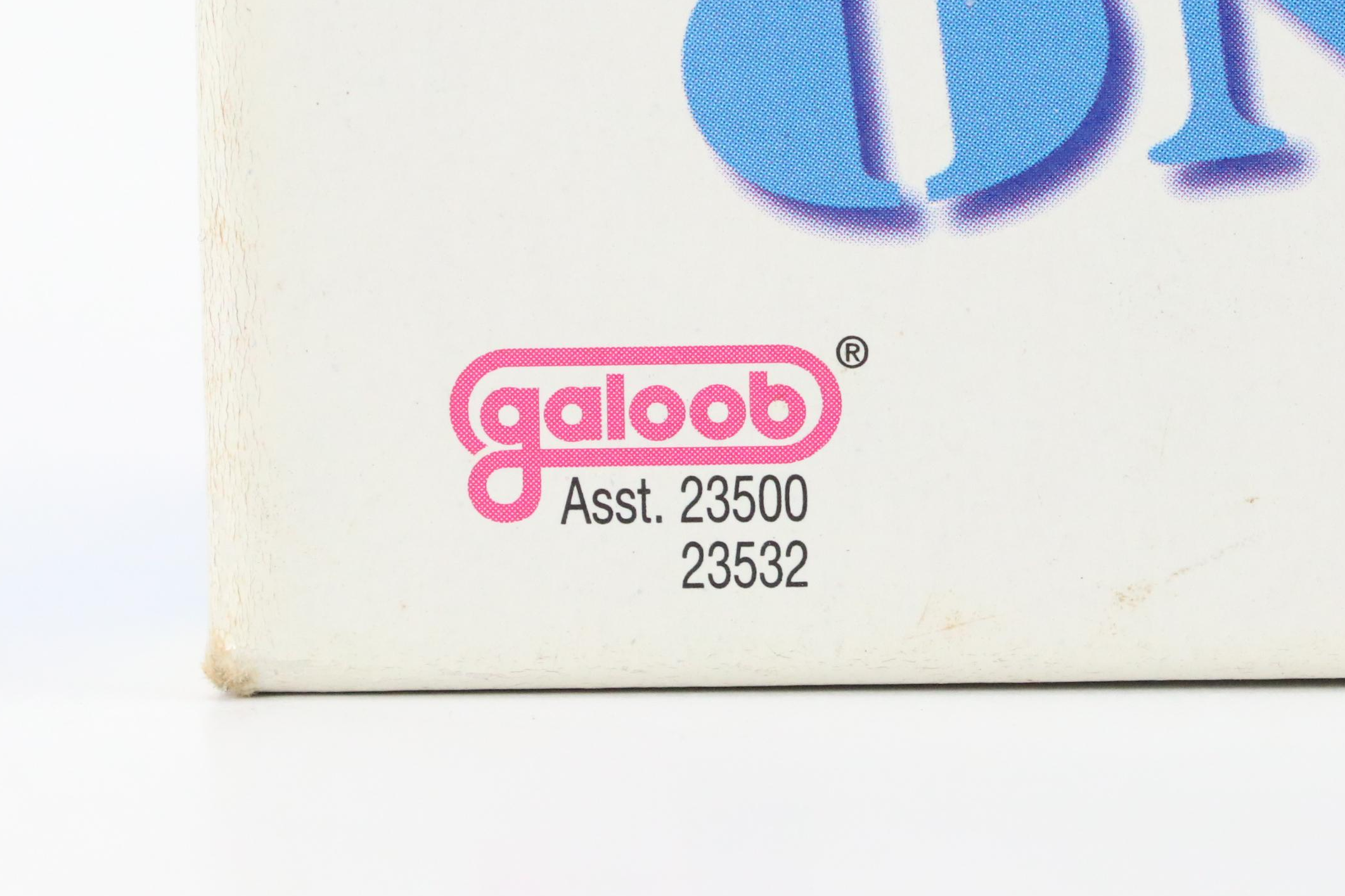 MC Hammer and Victoria Spice Dolls in Boxes by Mattel and Galoob