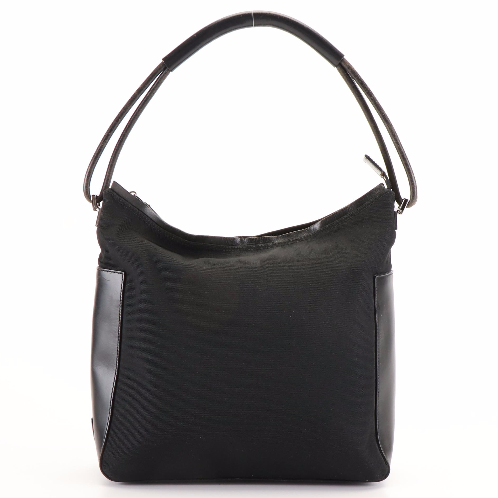 Gucci Hobo Bag in Black Nylon and Leather