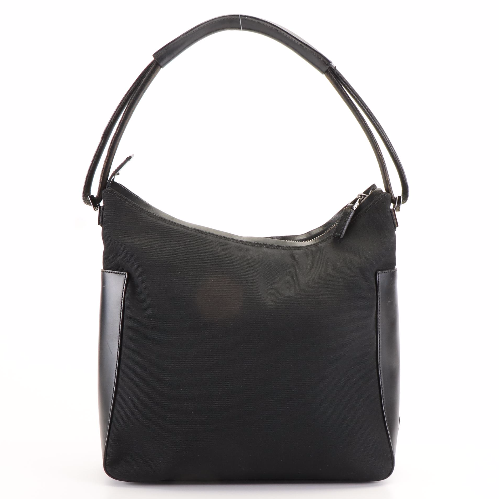 Gucci Hobo Bag in Black Nylon and Leather
