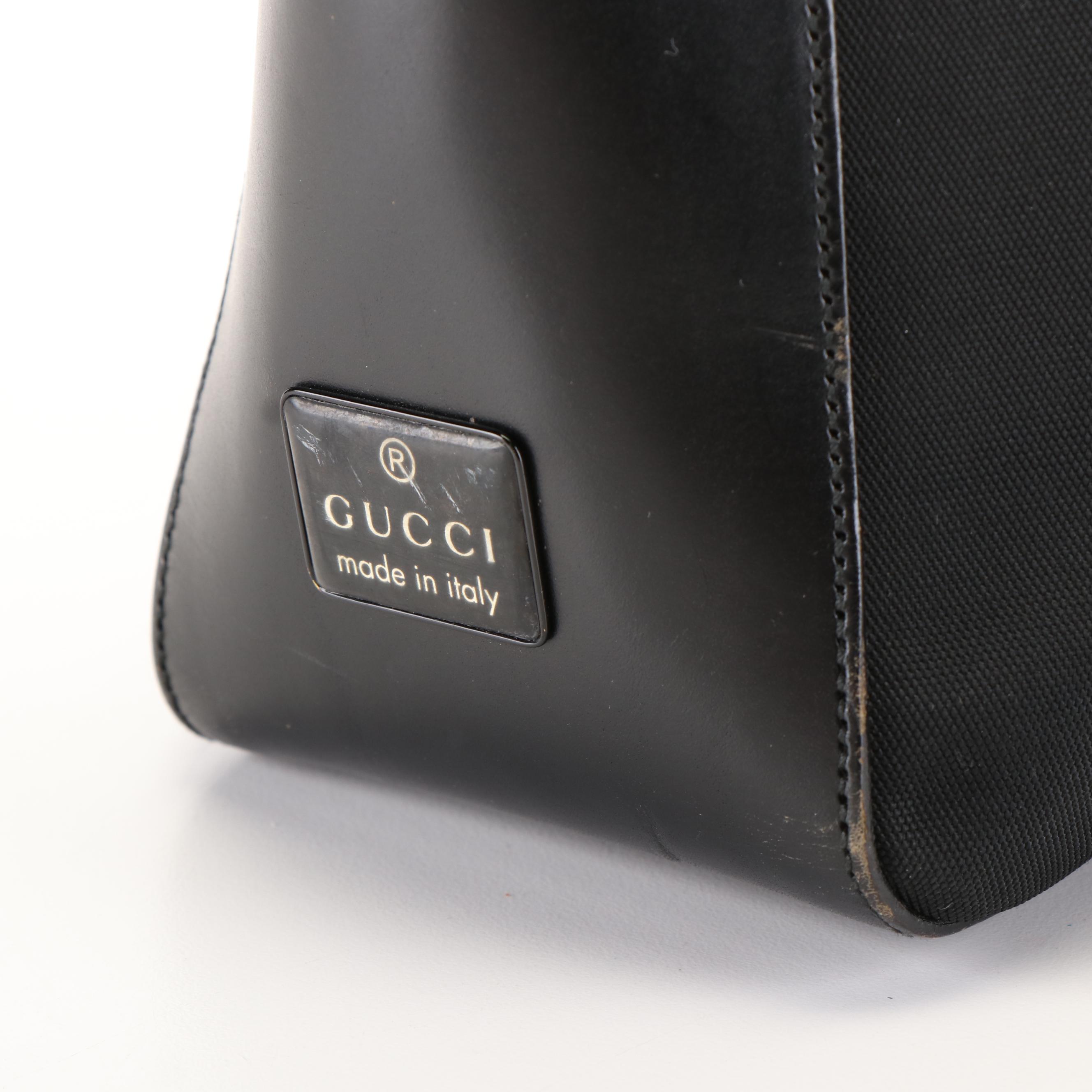 Gucci Hobo Bag in Black Nylon and Leather
