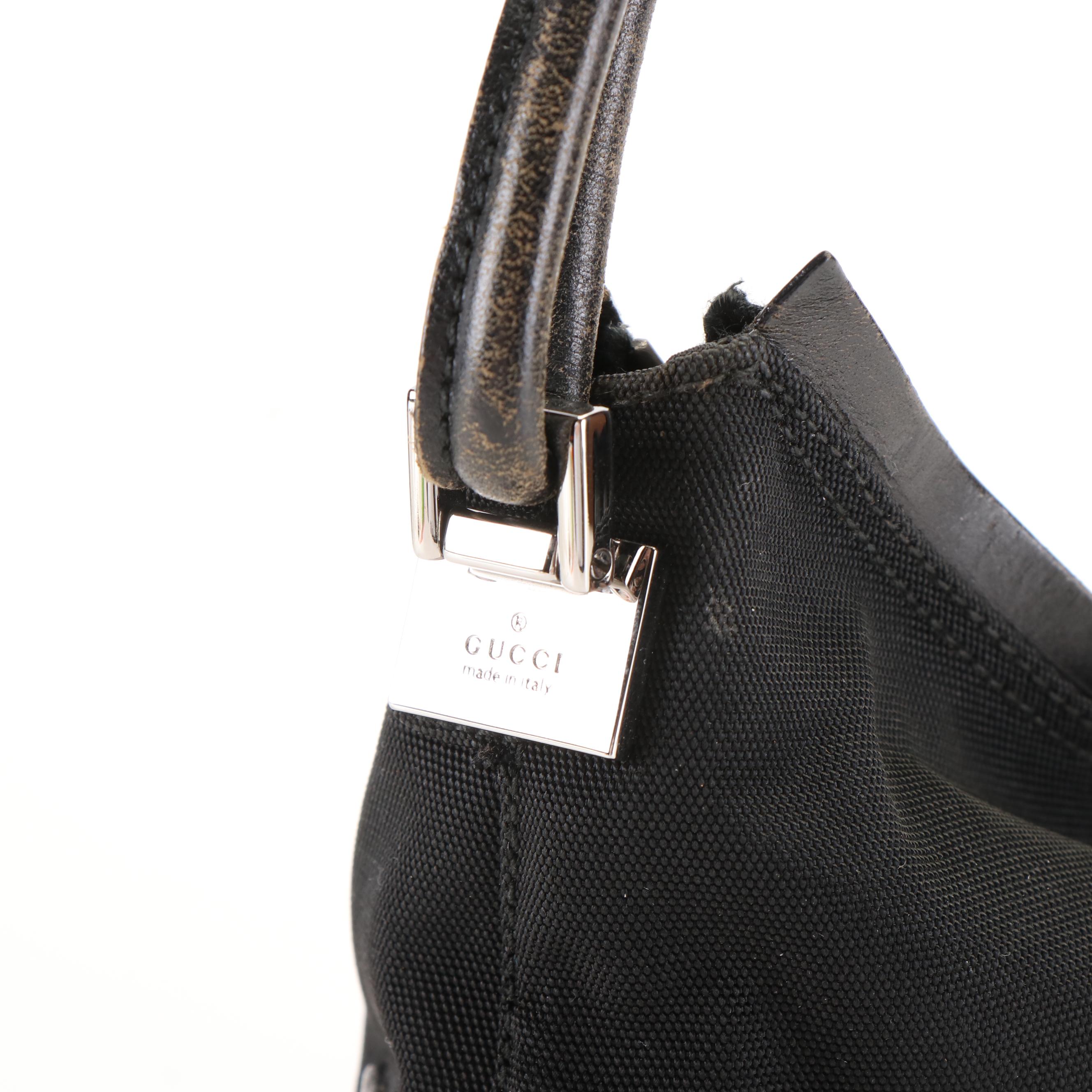Gucci Hobo Bag in Black Nylon and Leather