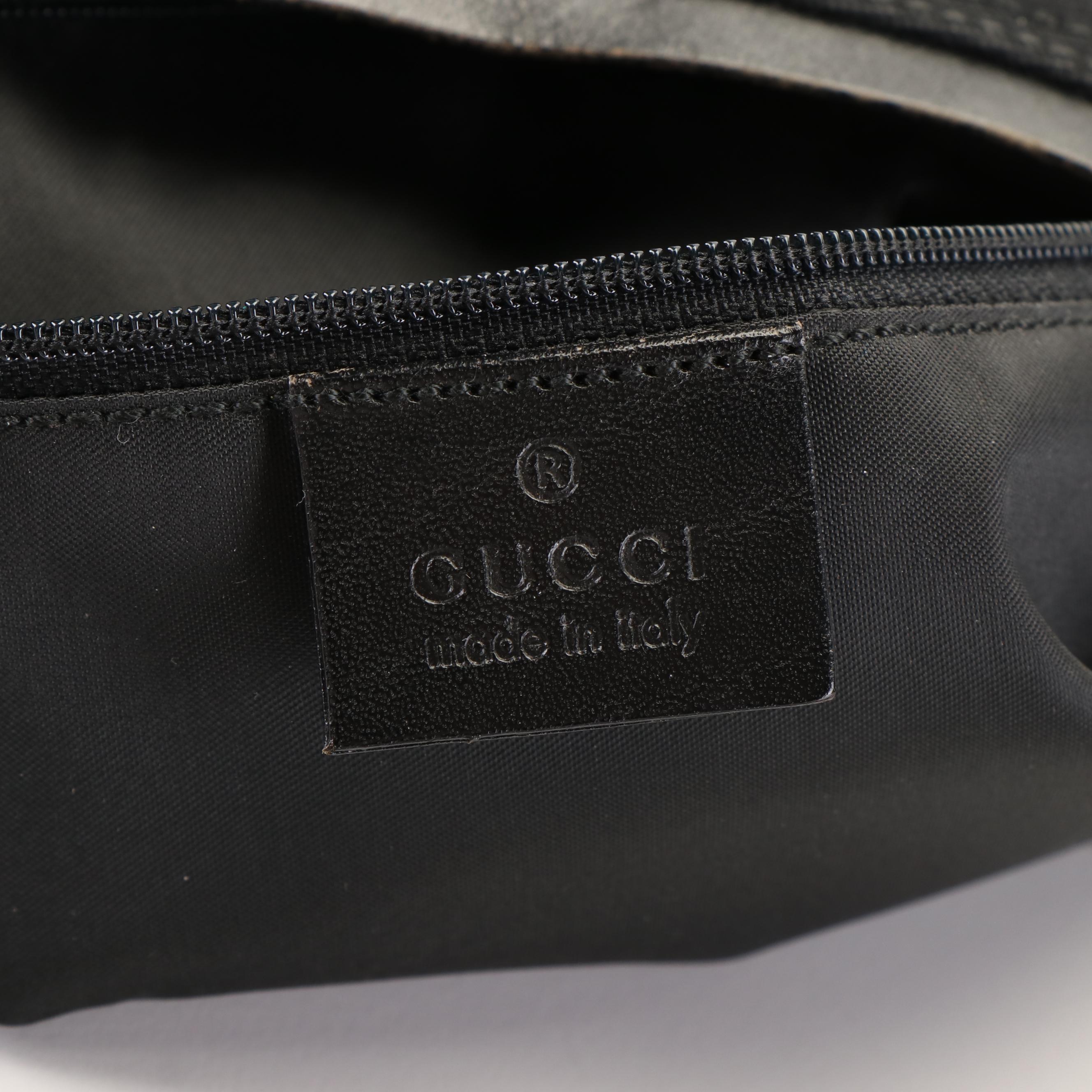 Gucci Hobo Bag in Black Nylon and Leather