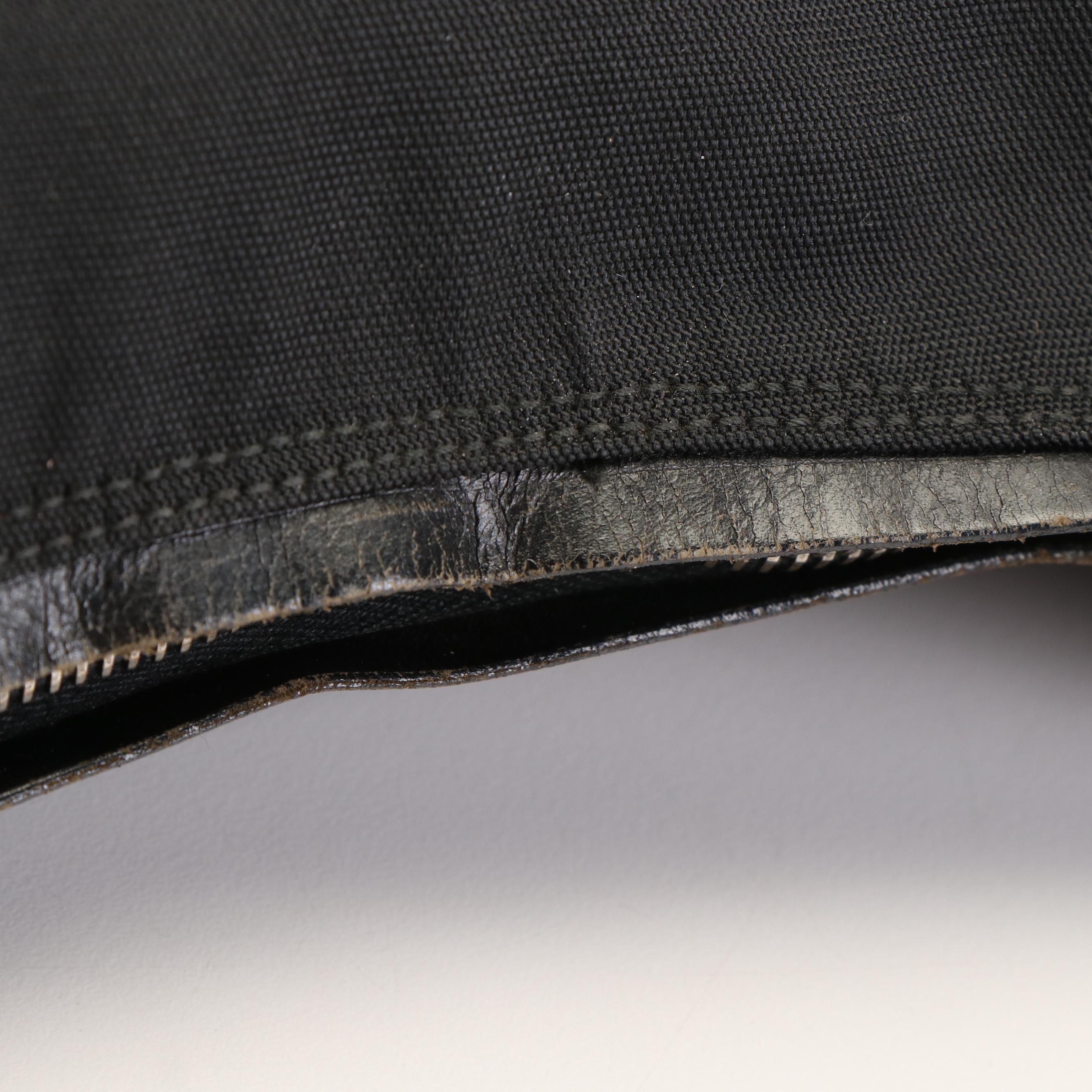 Gucci Hobo Bag in Black Nylon and Leather