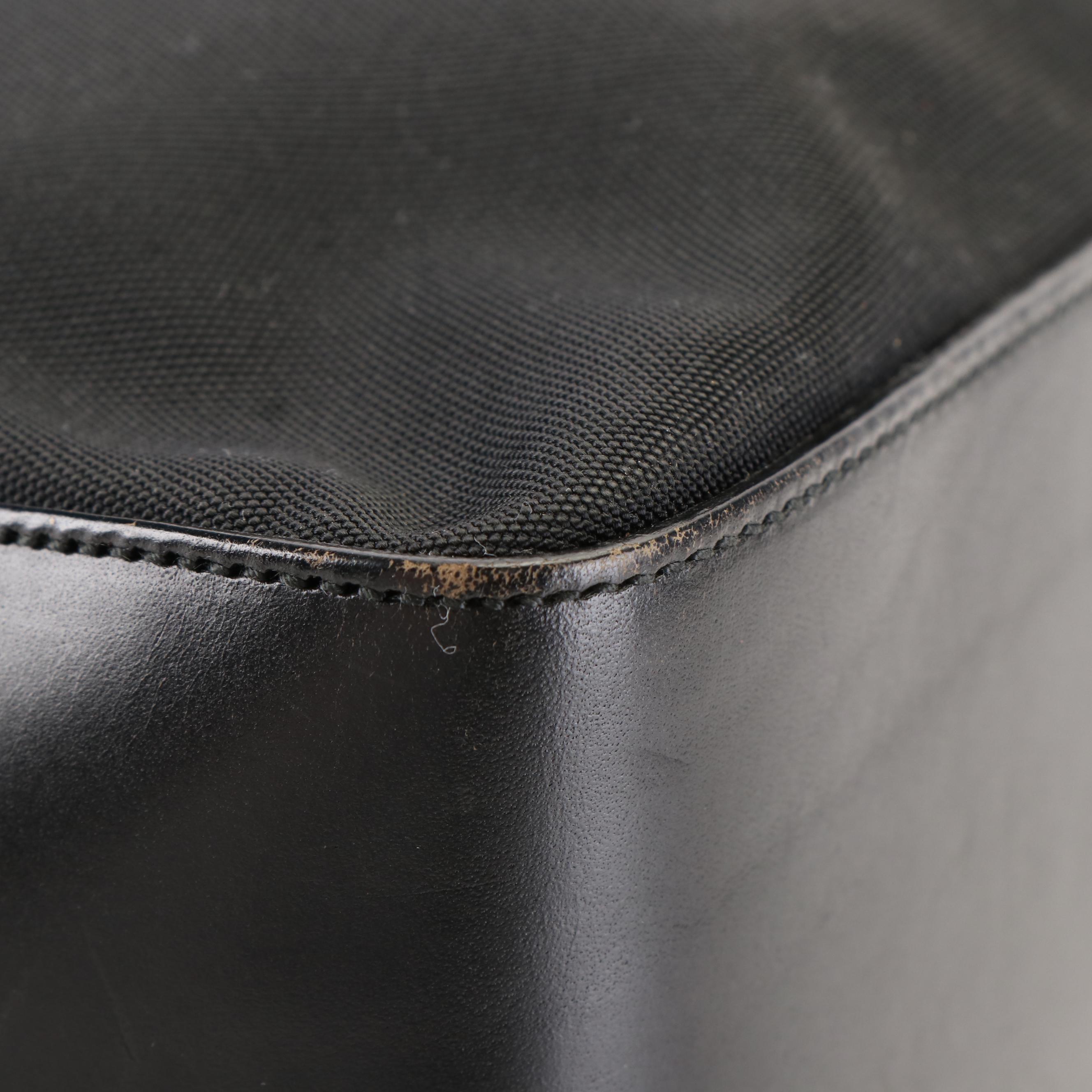 Gucci Hobo Bag in Black Nylon and Leather