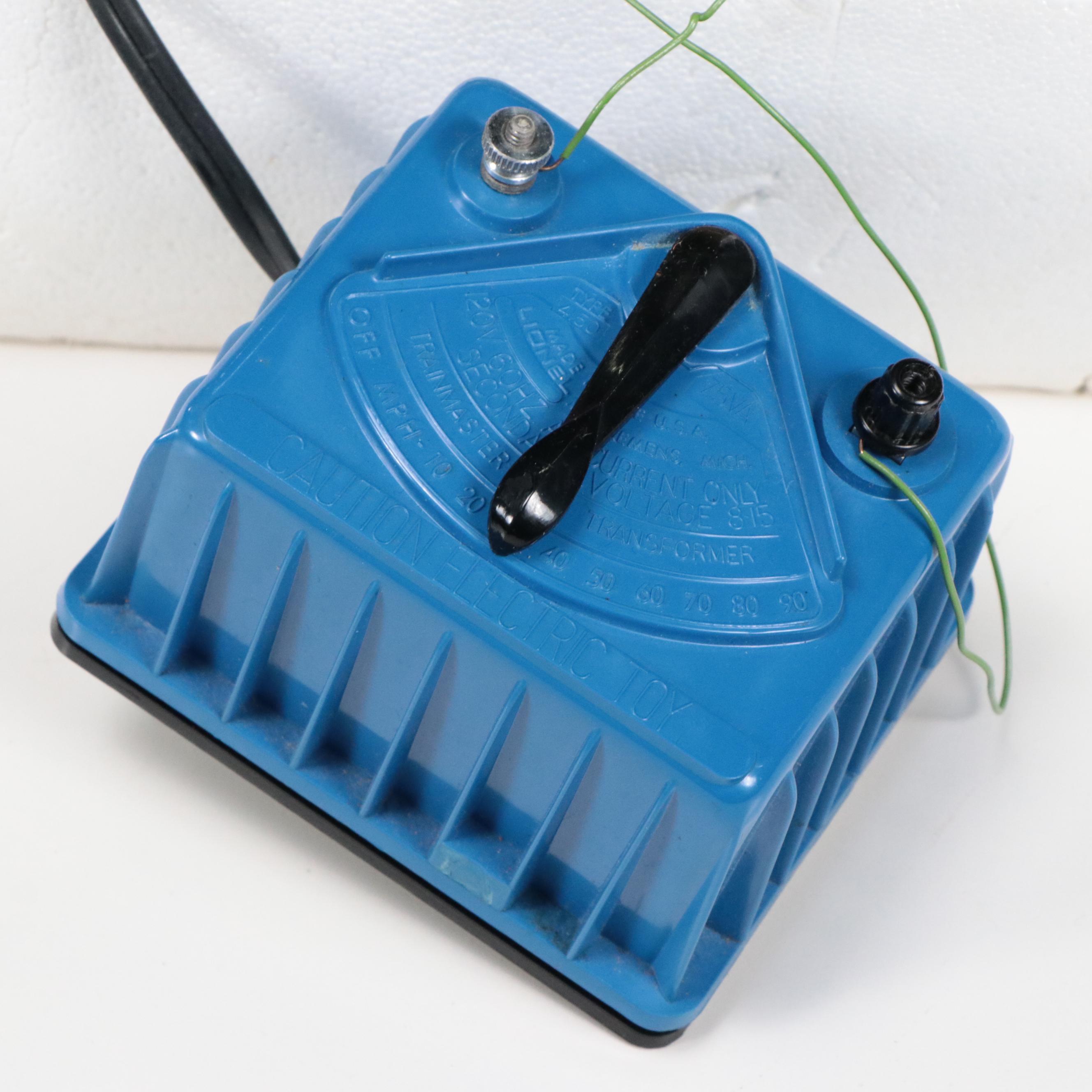 Thomas Kinkade's Christmas Express with Lionel The Black River Freight Set