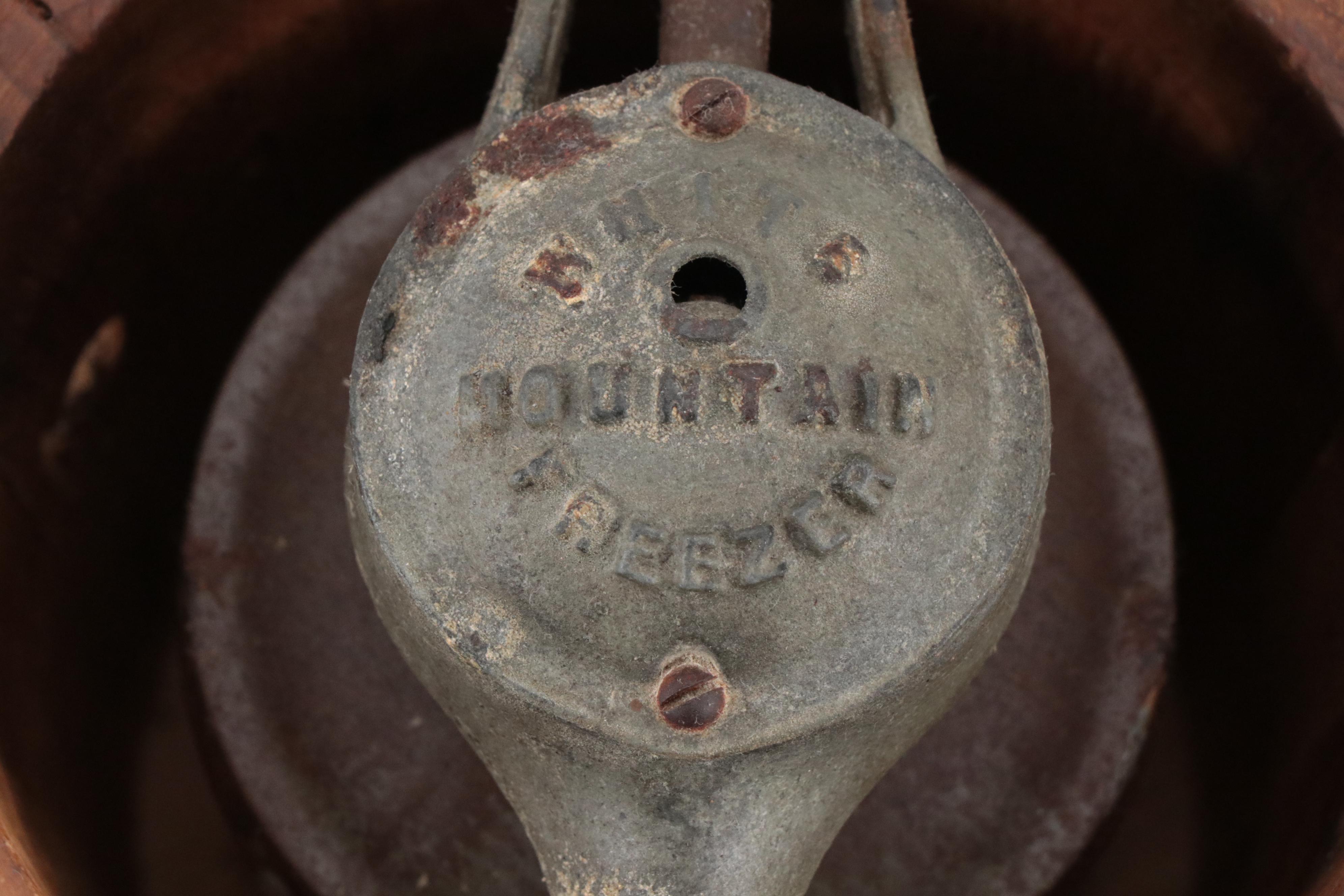 White Mountain Freezer Hand Crank Ice Cream Maker