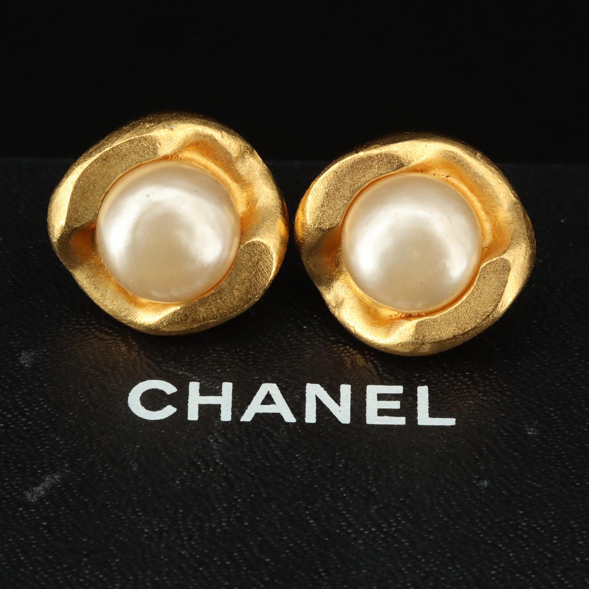Chanel Faux Pearl Freeform Clip Earrings