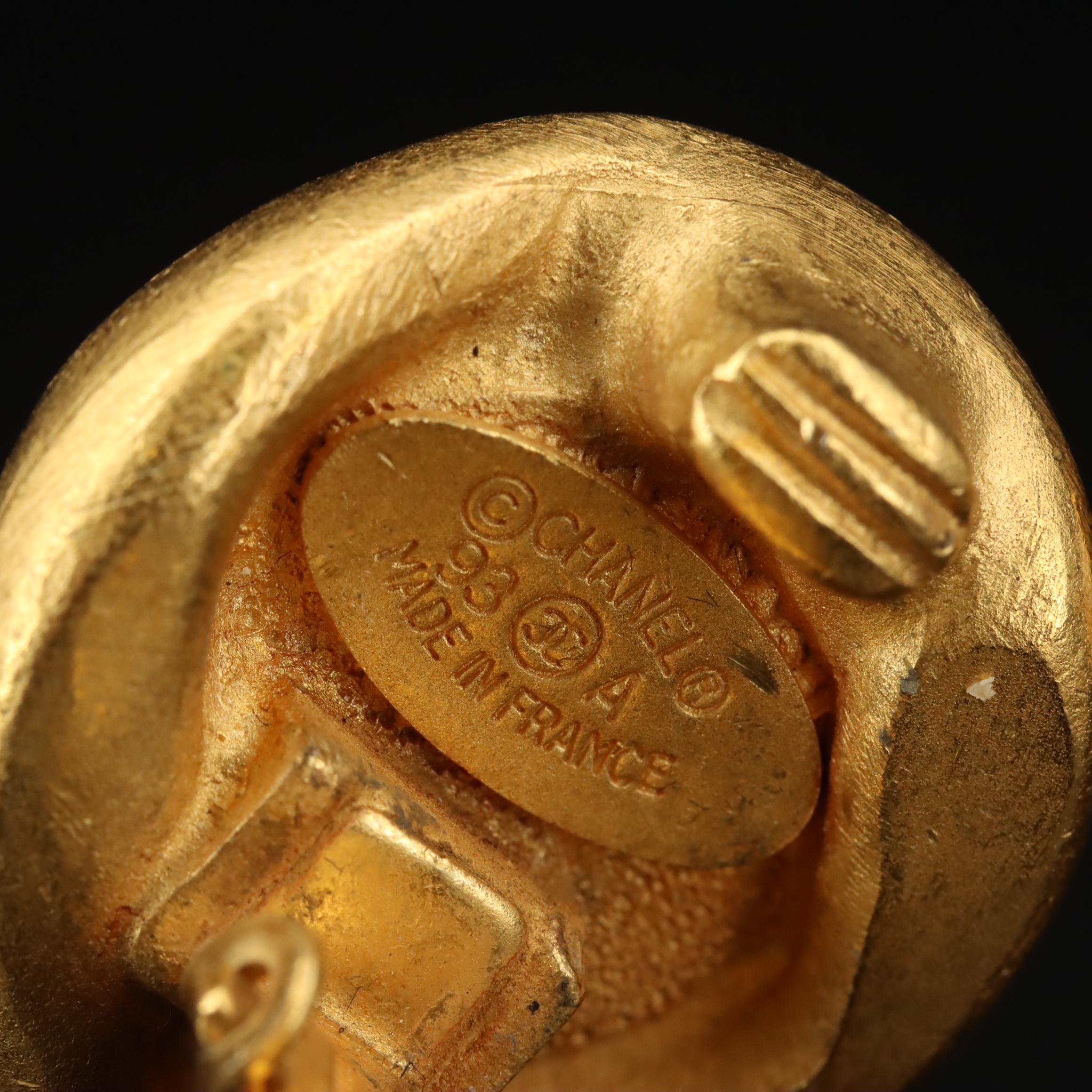 Chanel Faux Pearl Freeform Clip Earrings