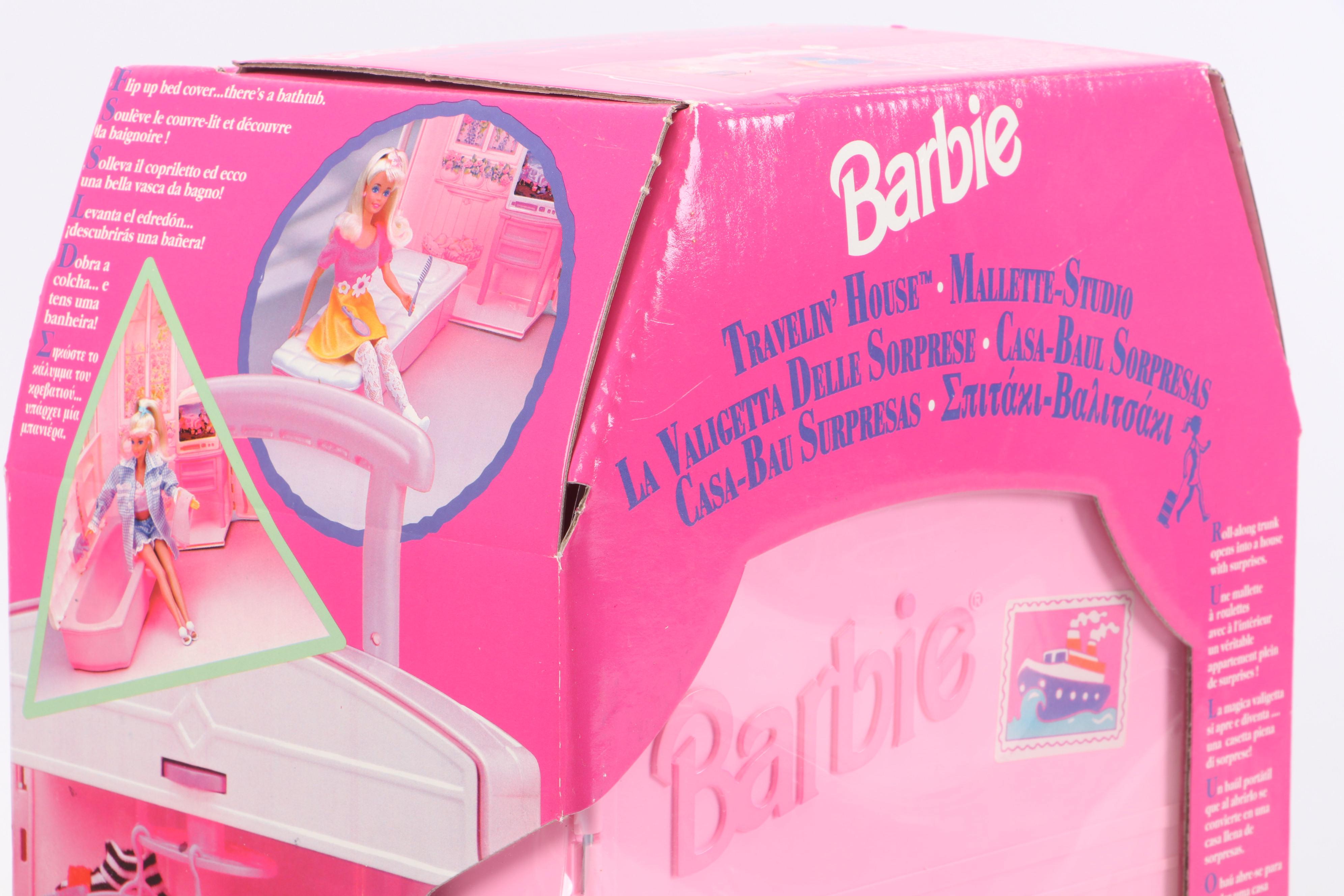 Barbie Travelin' House Roll-Along Trunk Dollhouse