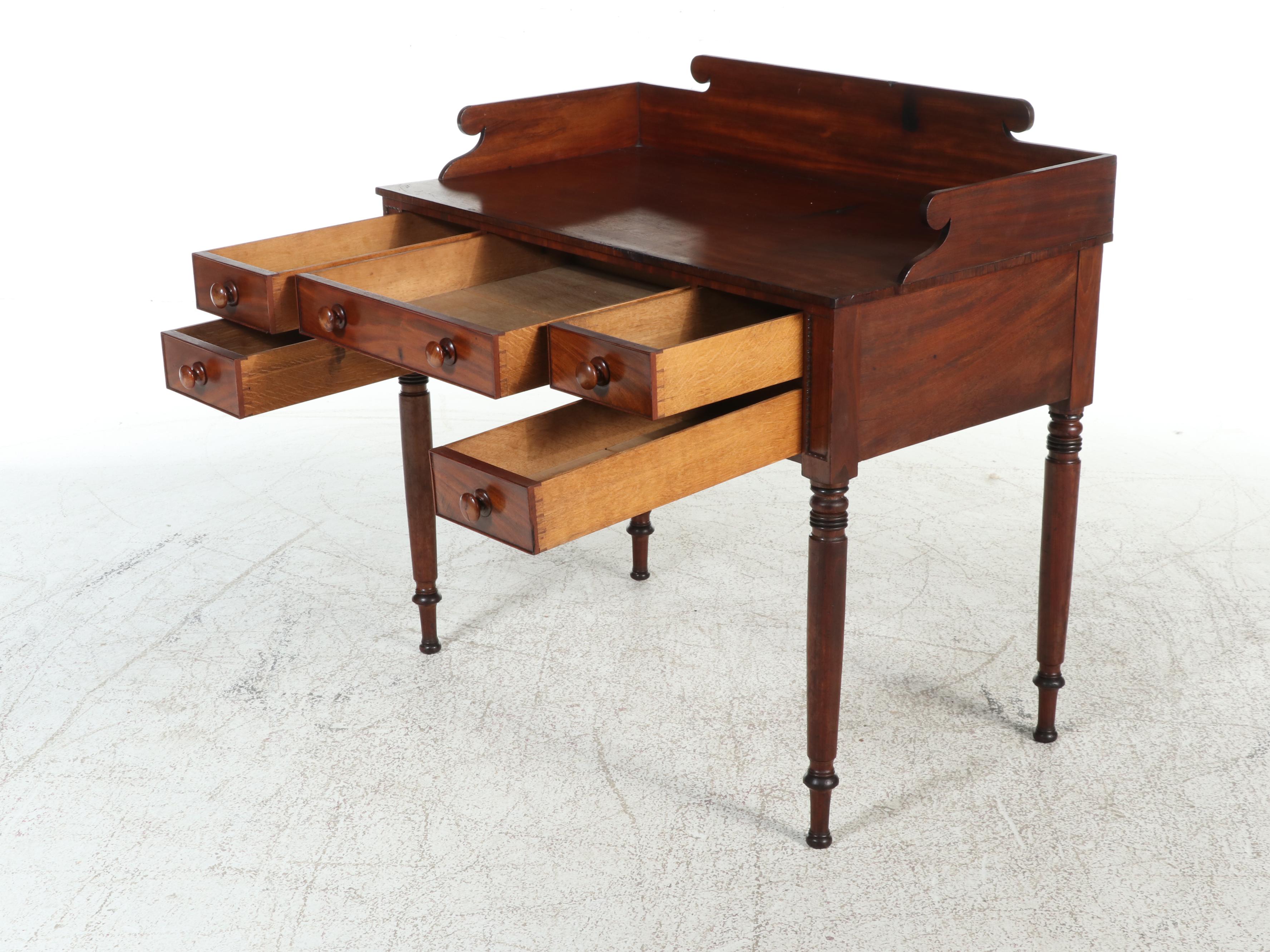 Regency Mahogany Dressing Table, Early 19th Century