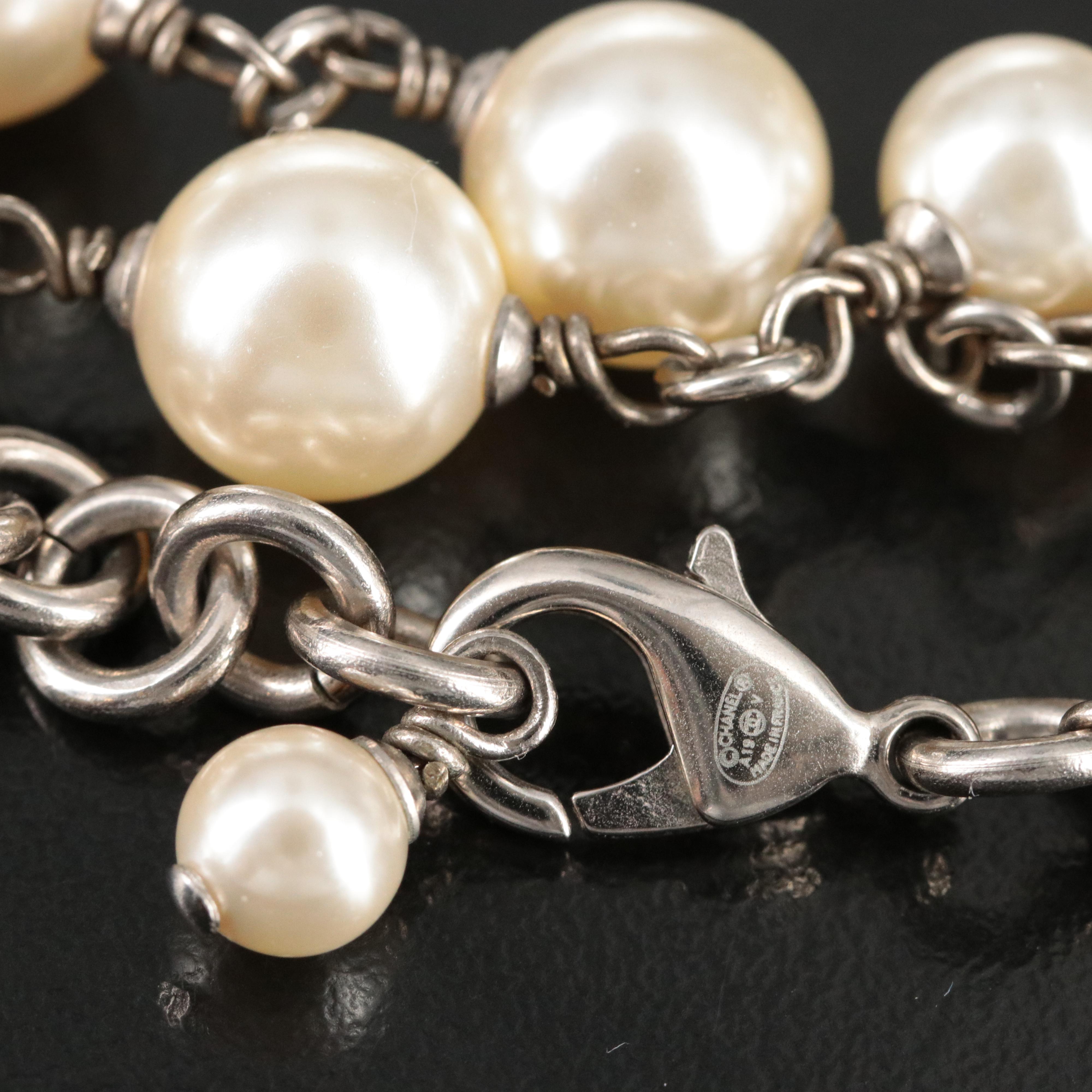 Chanel CC Logo Faux Pearl and Crystal Necklace 2019