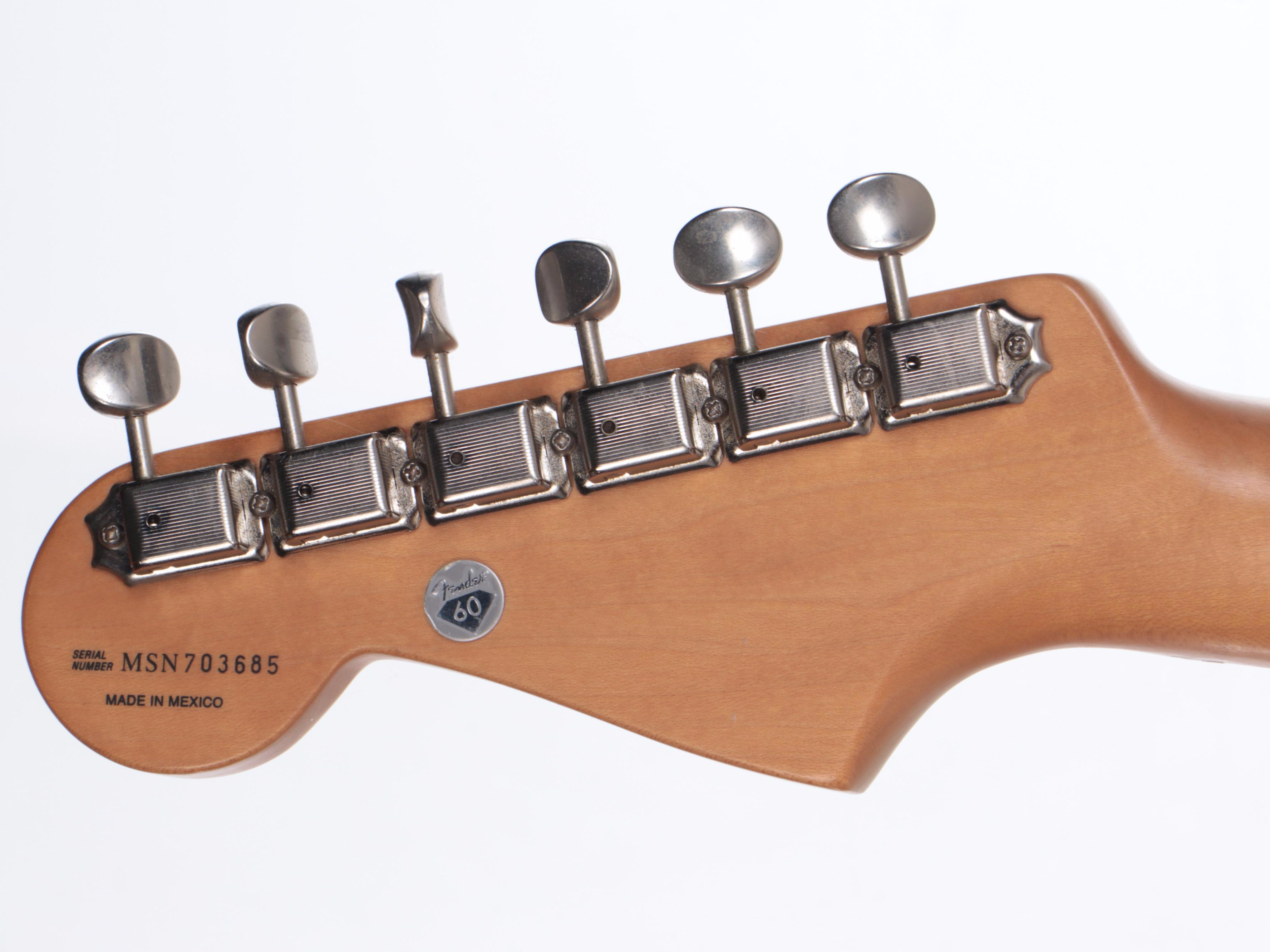 Fender Stratocaster Buddy Guy Polka Dot Electric Guitar with Accent Stand