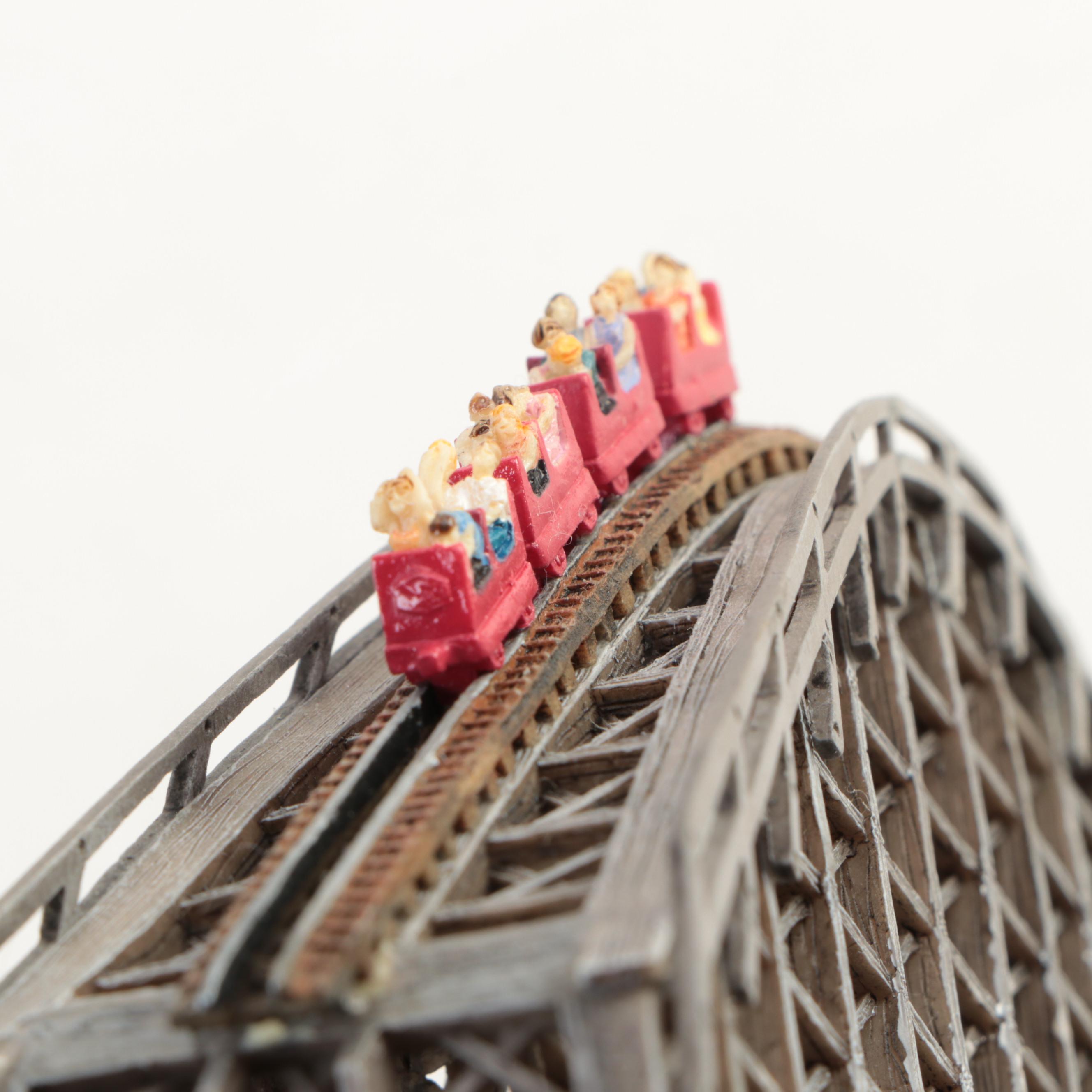 Harbour Lights "Cedar Point," "Marblehead," and More Resin Midwest Lighthouses