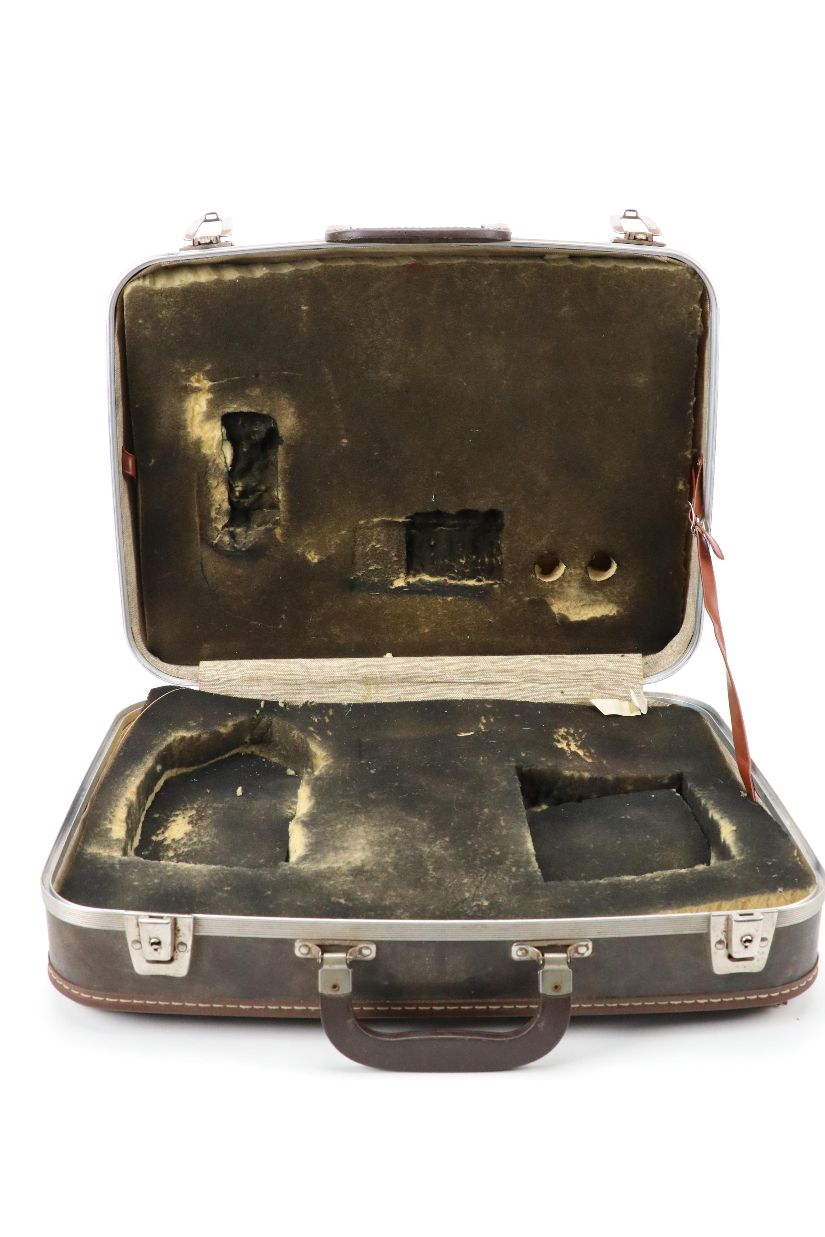 Mamiya C330 Twin Lens Camera with Sunpak Auto611 Thyristor Flash and More