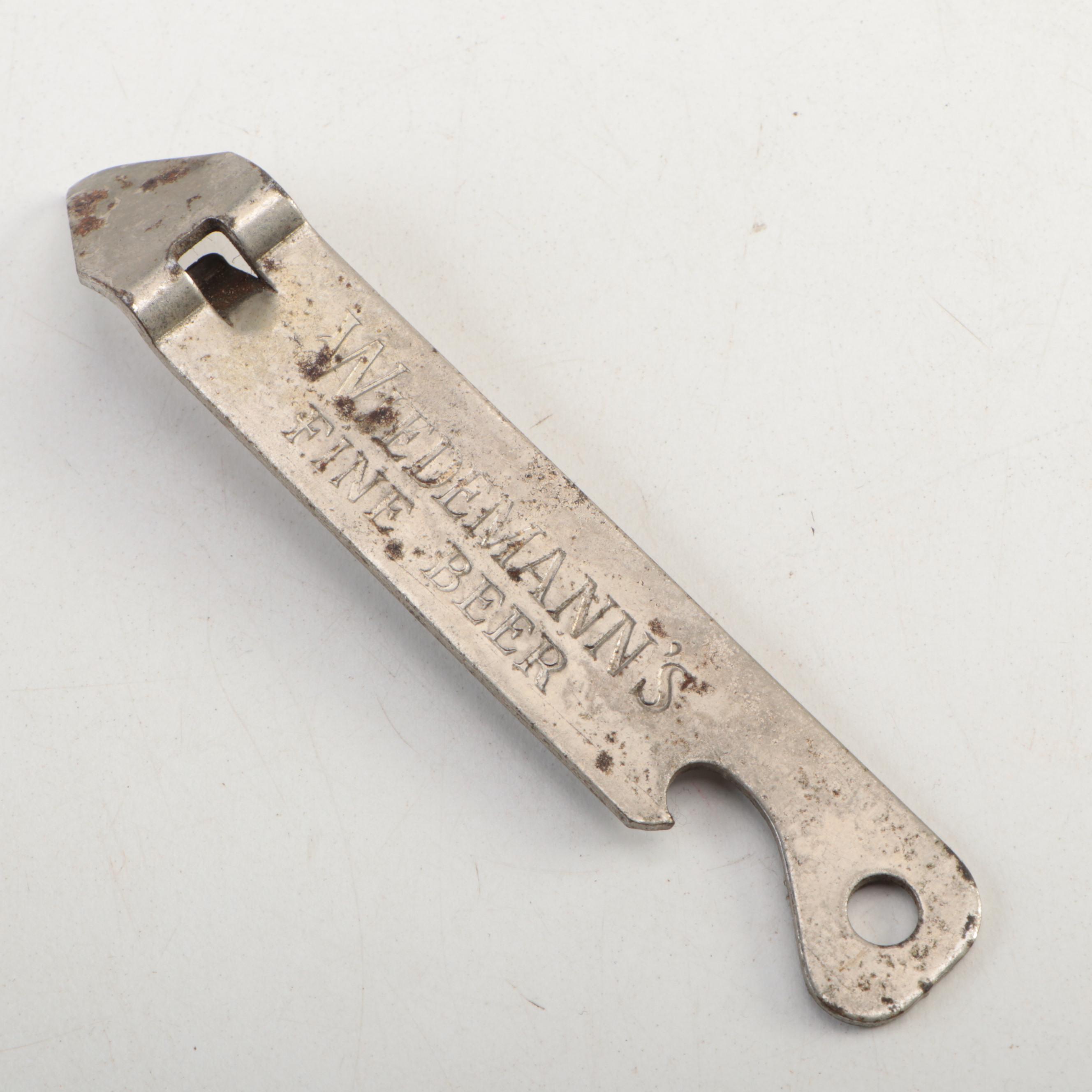 Cincinnati Reds Willy Mo Pena Bobblehead with Budweiser Dish and More