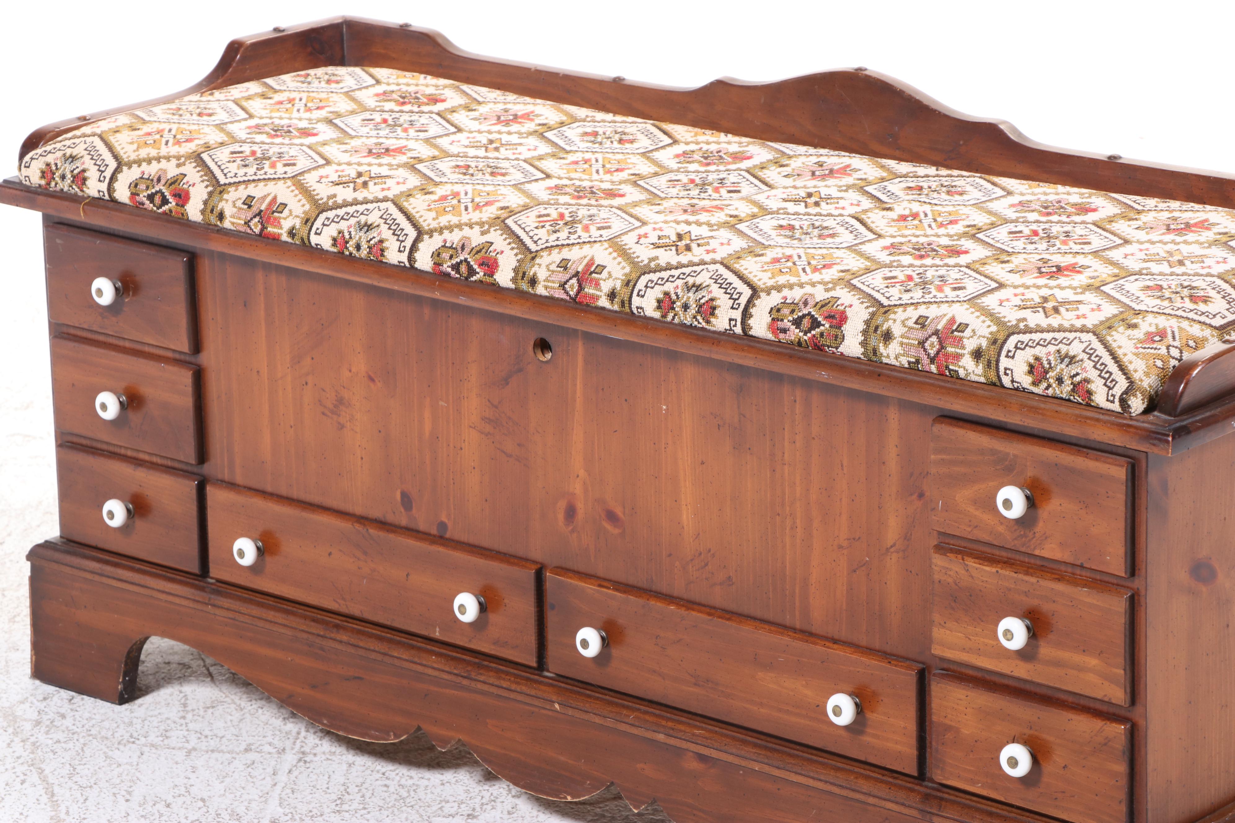 Lane "Aroma-Tite" Chippendale Style Cedar Blanket Chest/Bench, Late 20th Century