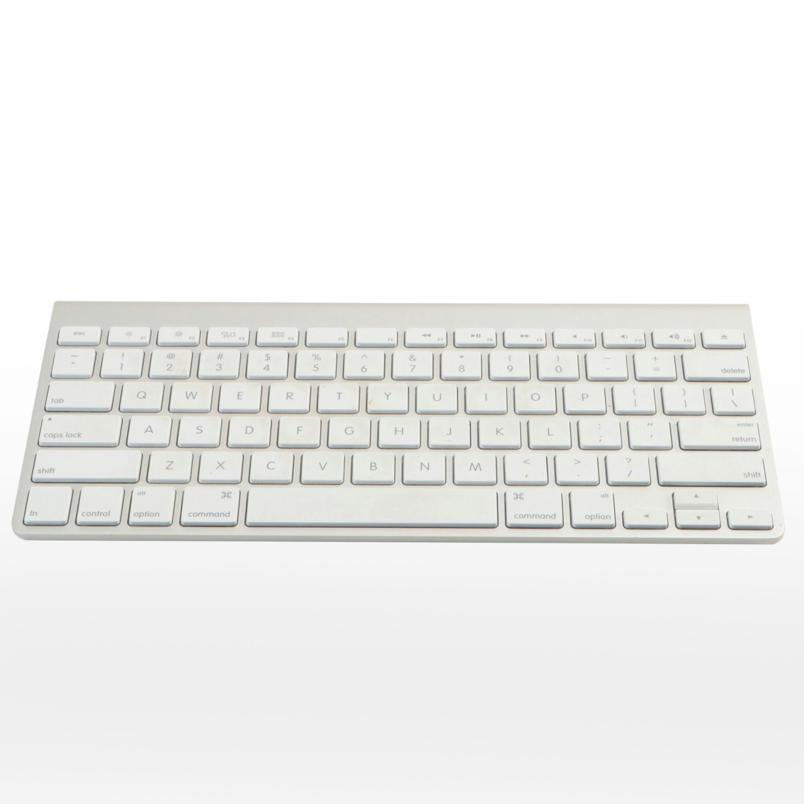 Apple Third Generation Wireless Keyboard with Bluetooth