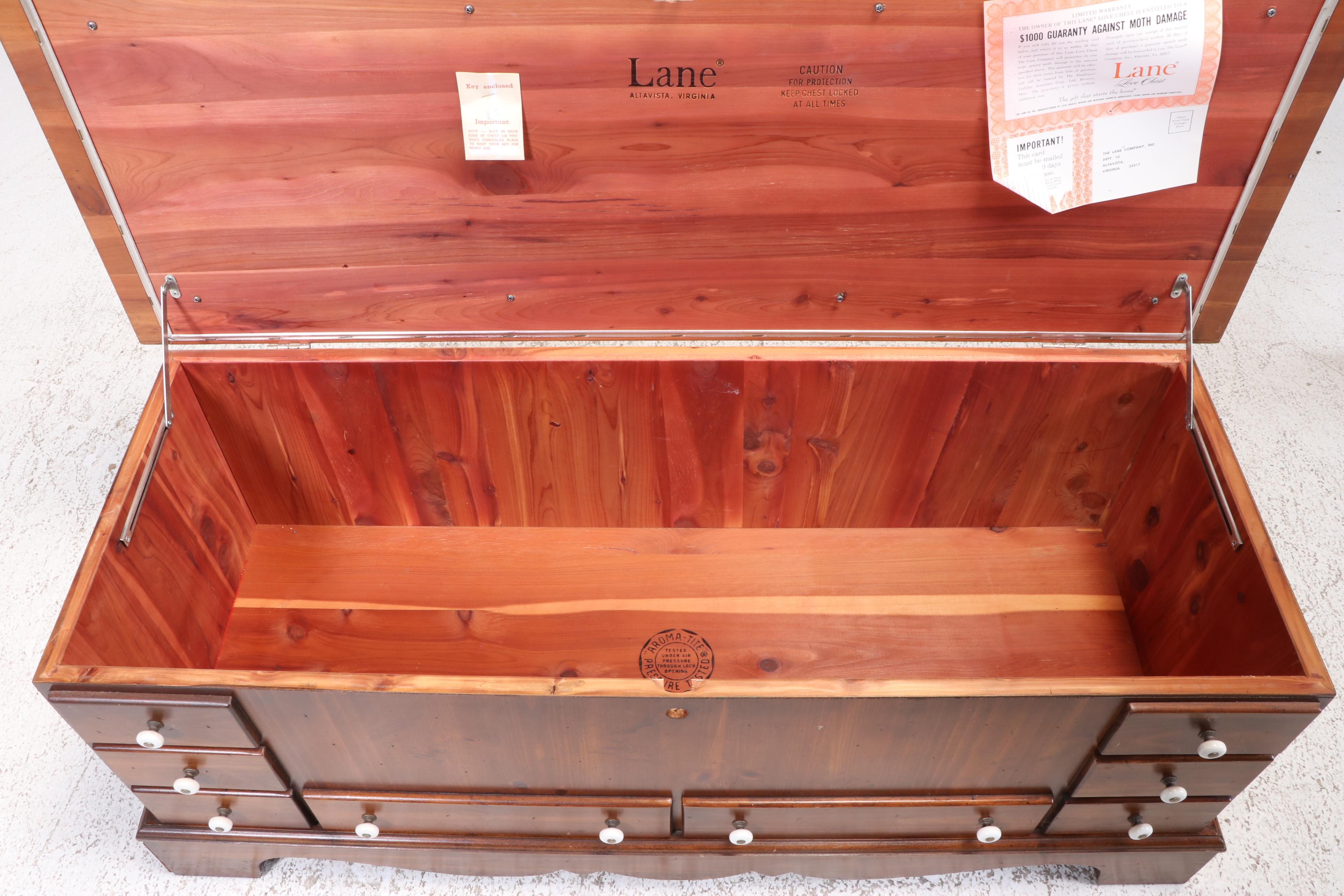 Lane "Aroma-Tite" Chippendale Style Cedar Blanket Chest/Bench, Late 20th Century