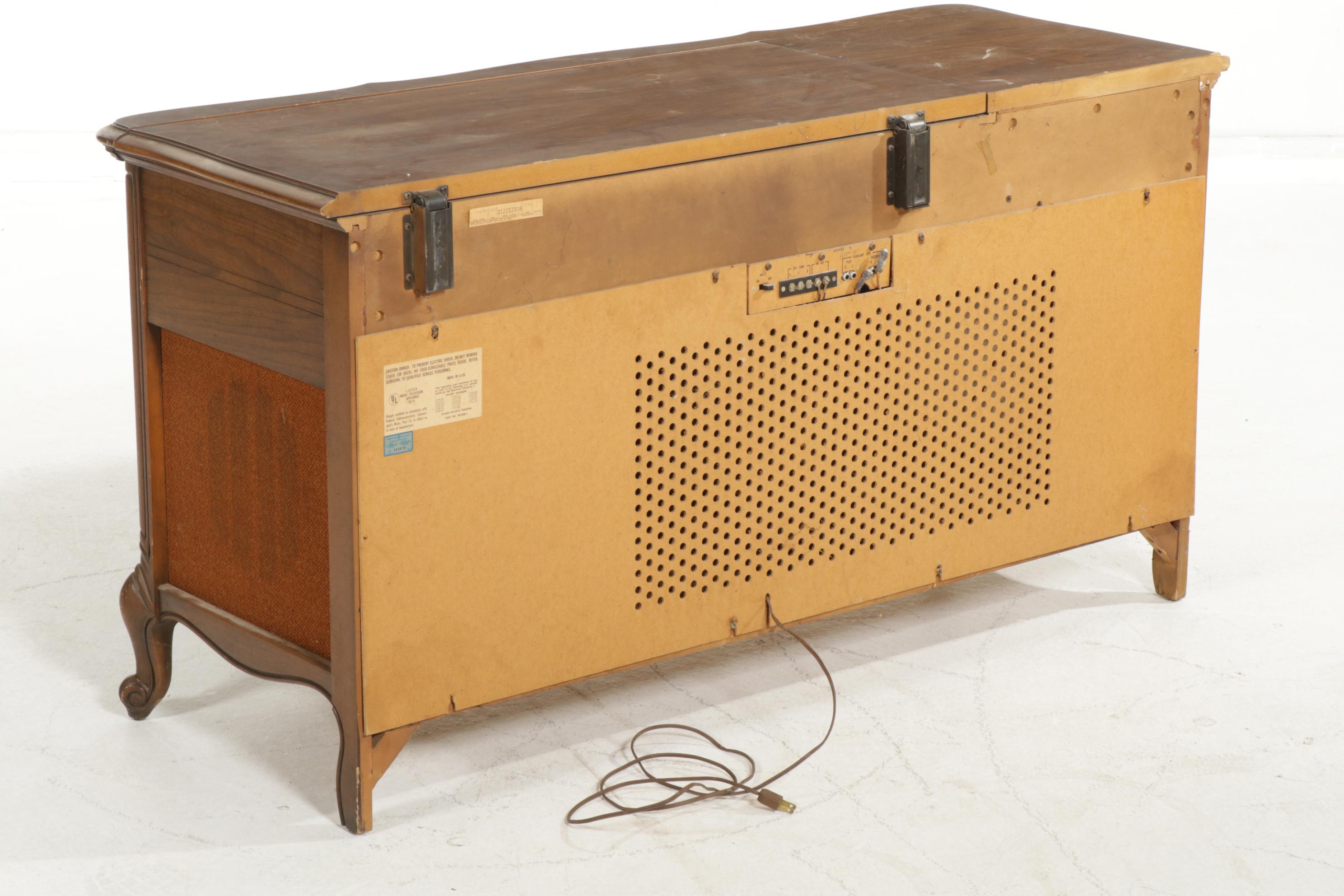 Magnavox Louis XV Style Walnut Console Stereo, Mid 20th Century