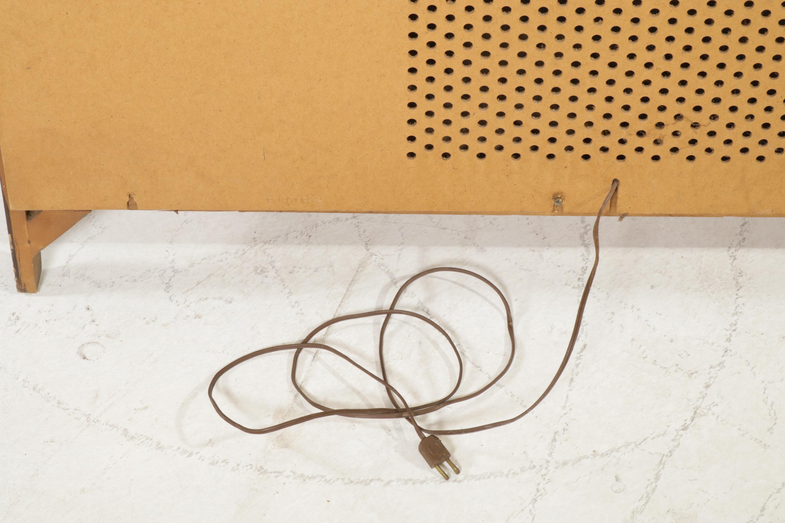 Magnavox Louis XV Style Walnut Console Stereo, Mid 20th Century