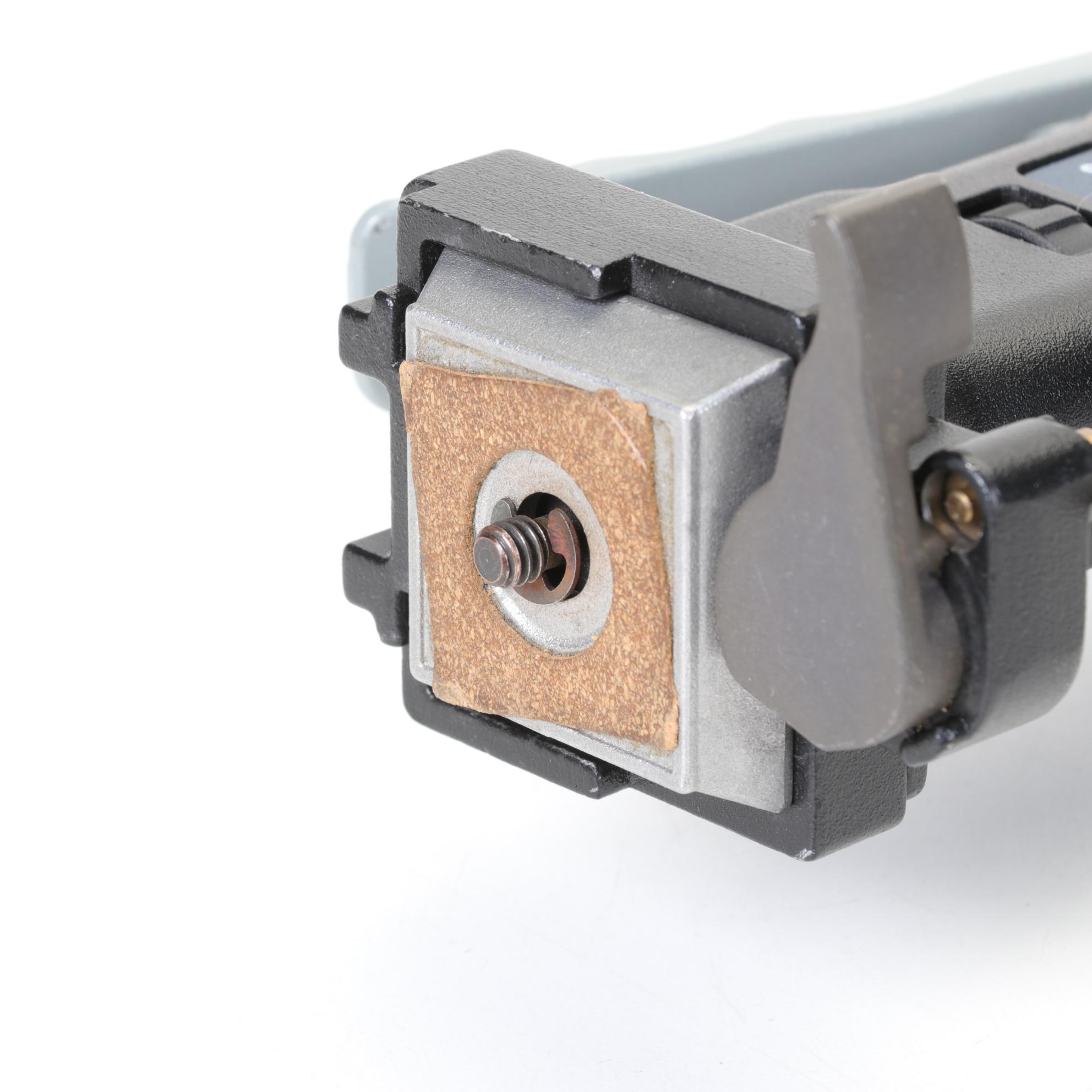 Manfrotto 3221 Bogen Tipod with 3265 Grip Action Head