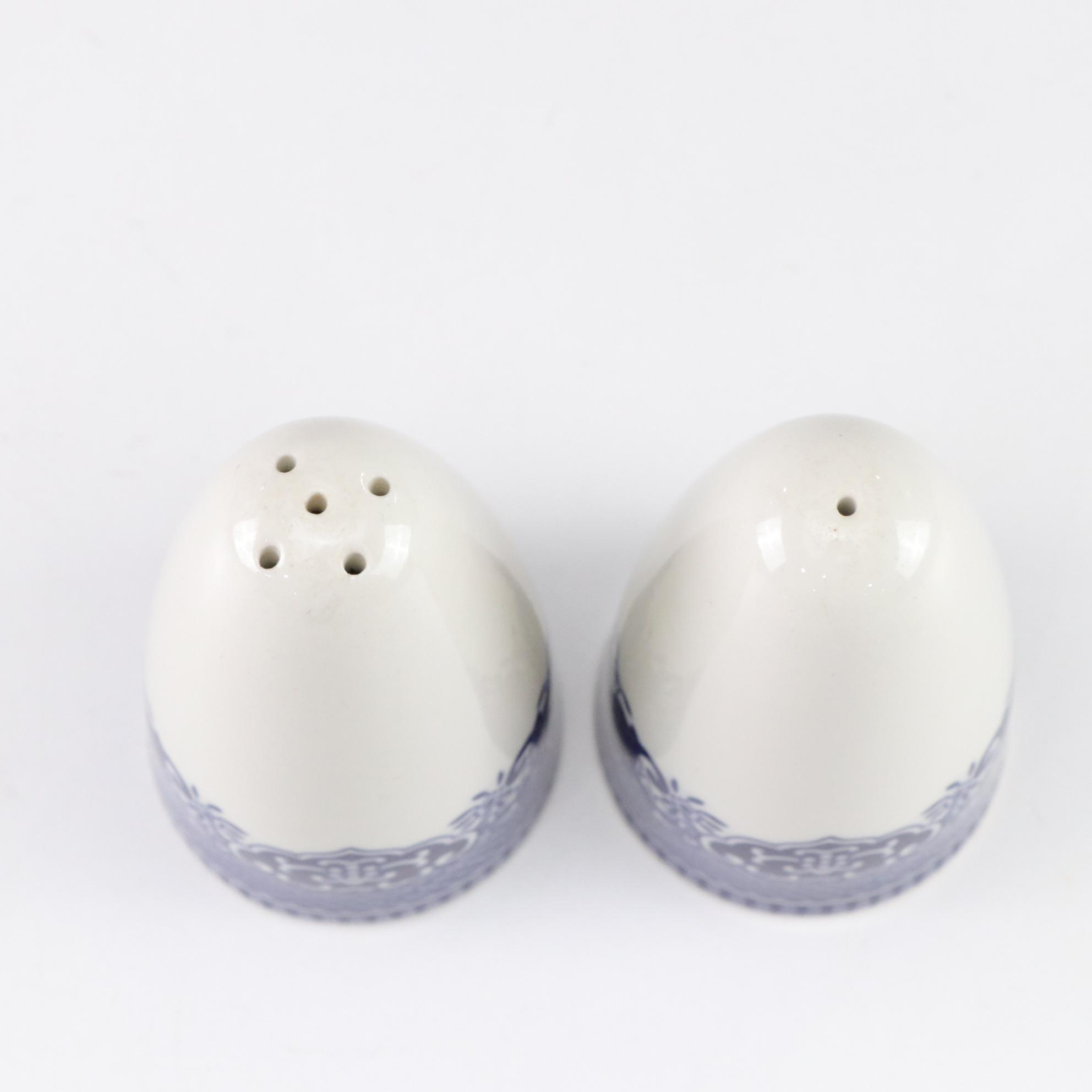 Churchill "Blue Willow" Ceramic Dinnerware Set