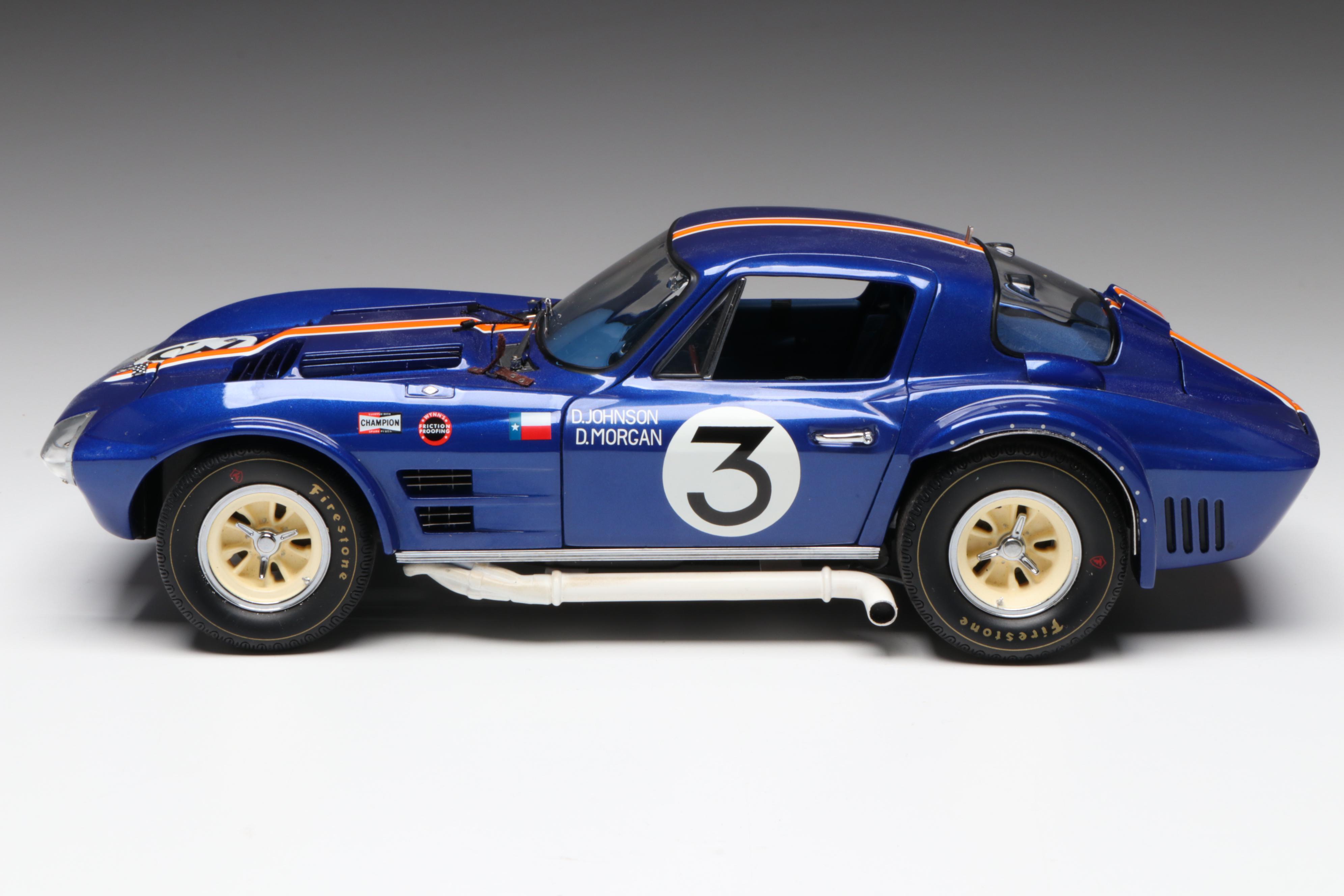 Exoto "1964 Corvette Grand Sport Coupe" Sebring 12 Hours Diecast Model Car