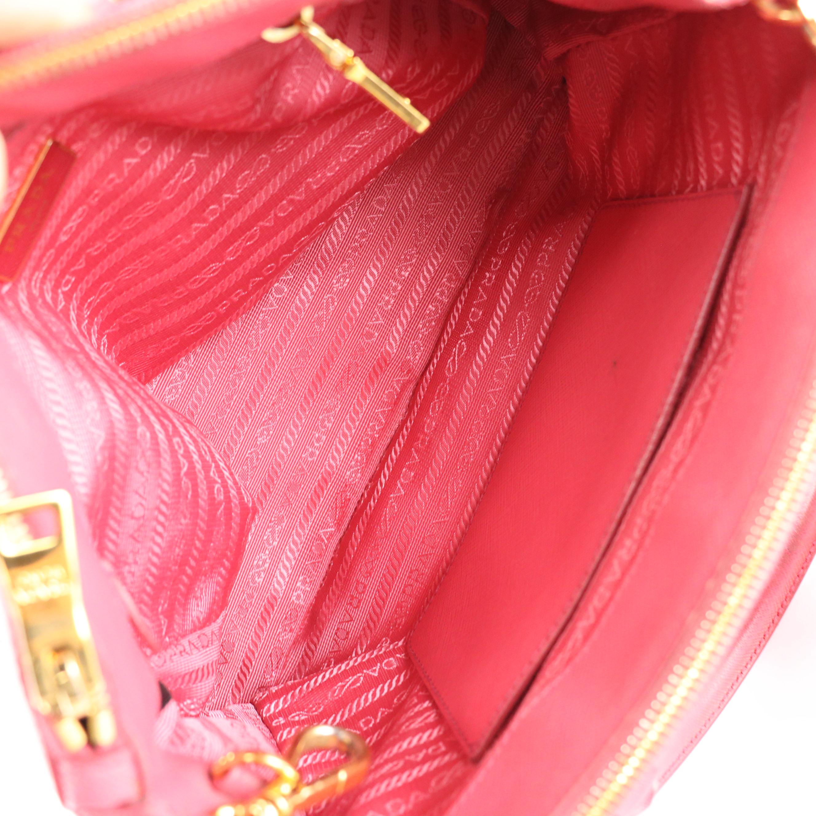 Prada Small Double Zip Galleria Handbag in Peonia Pink Saffiano Lux Leather