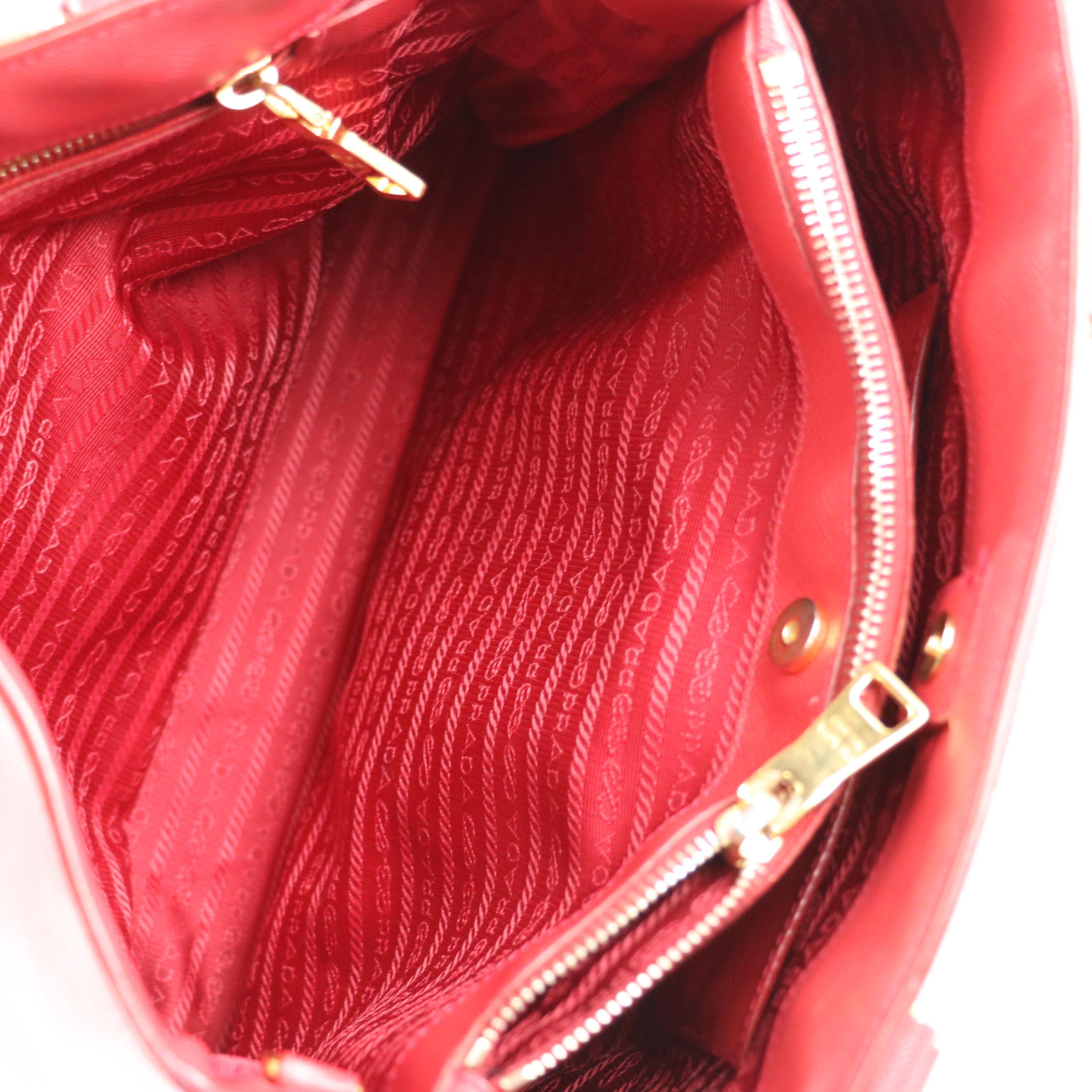 Prada 2Way Galleria Tote Bag in Red Saffiano Lux Leather