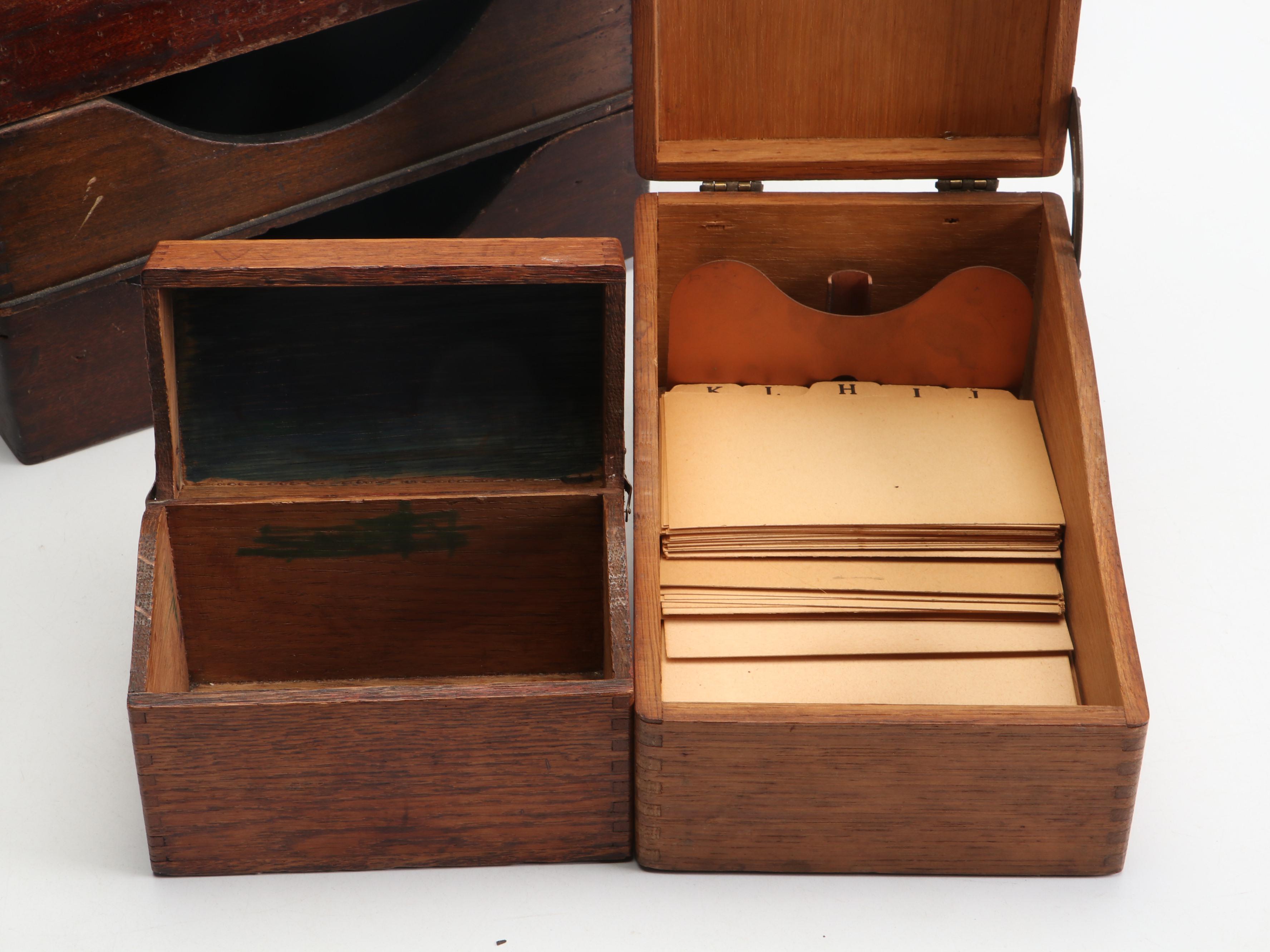 Globe-Werknick Wooden Clipboards with Desk Fan and Other Office Accessories