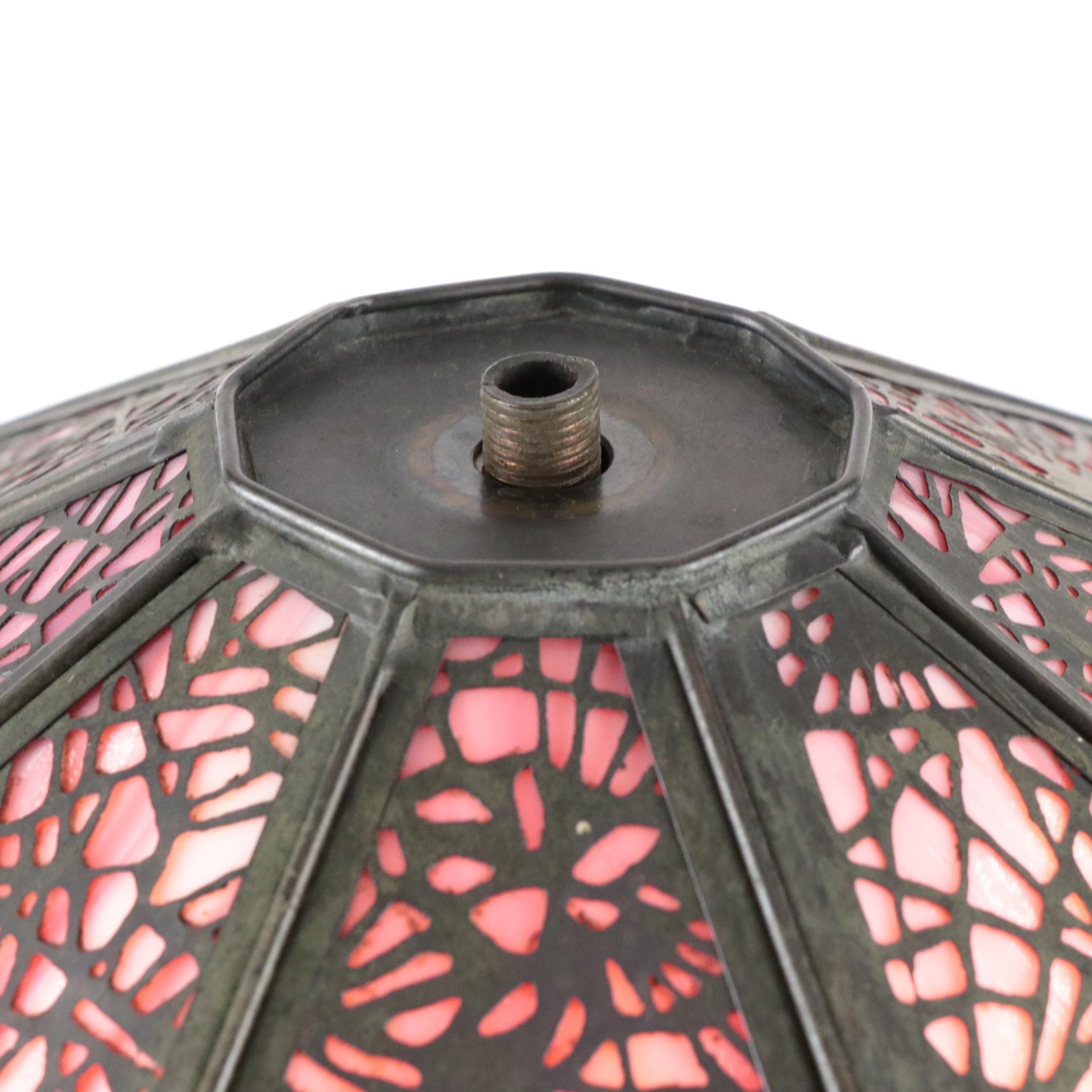 Handel Style Slag Glass with Metal Pine Needle Overlay Table Lamp