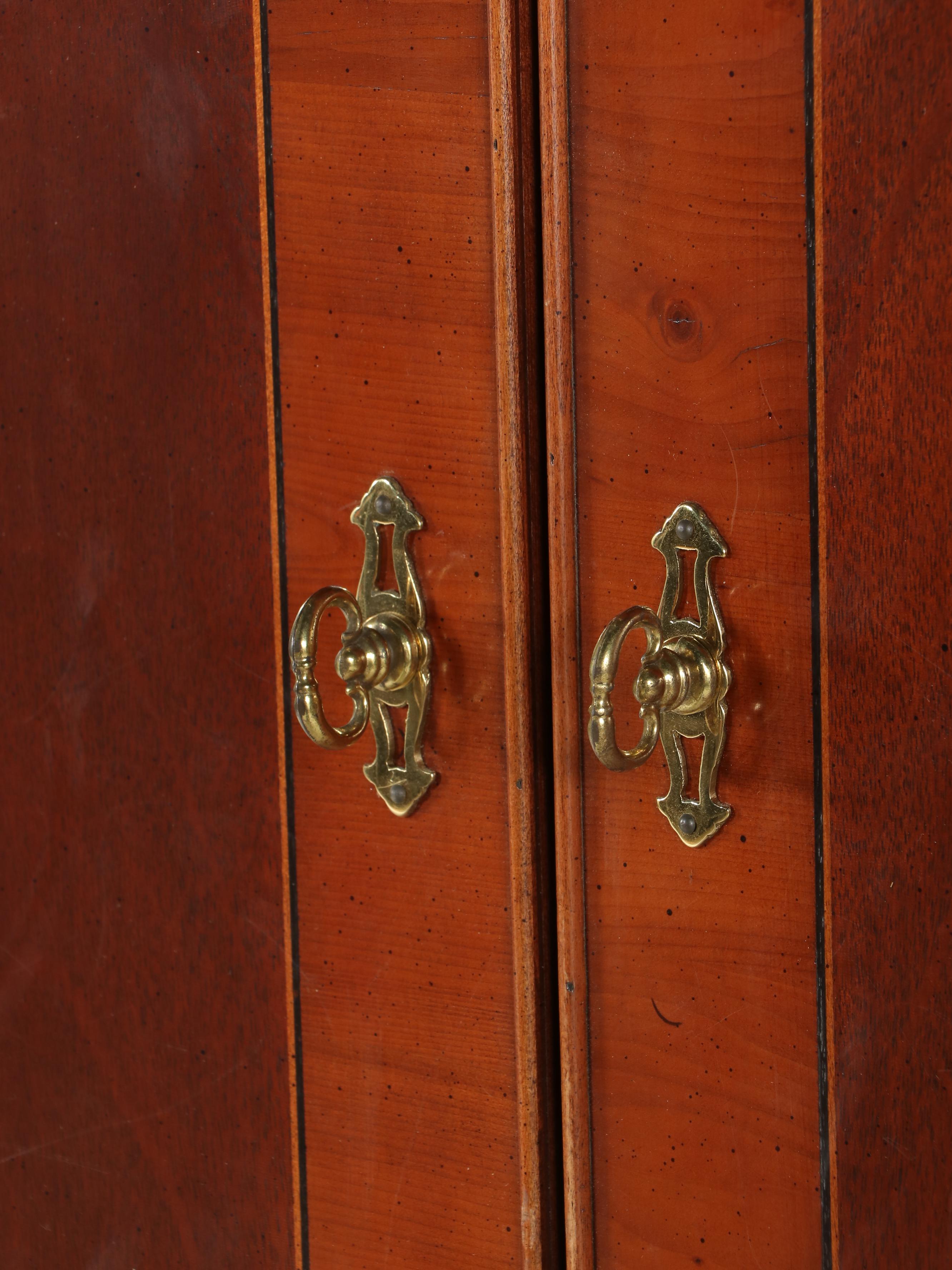 Hekman Sheraton Style Entertainment Armoire