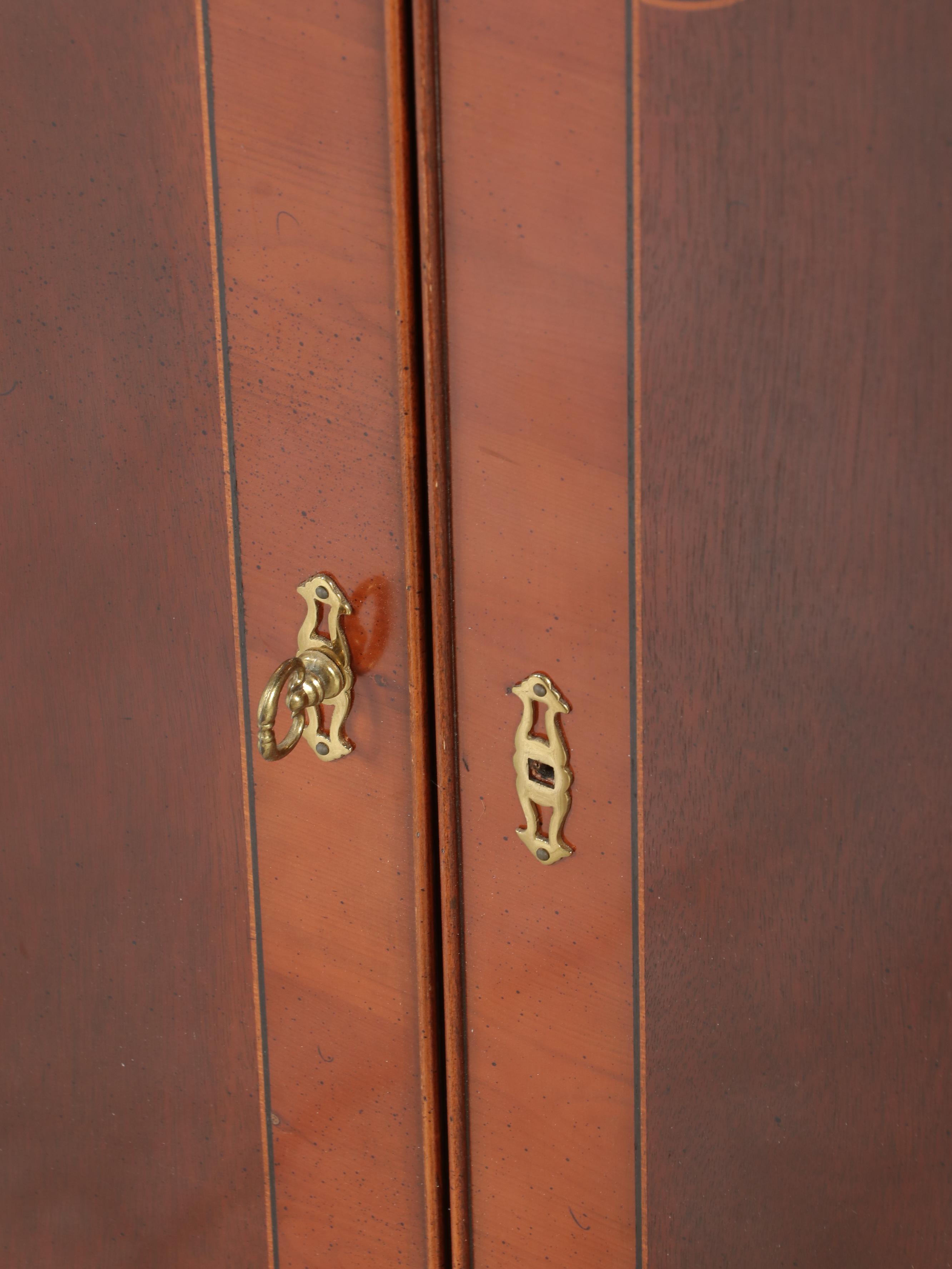 Hekman Sheraton Style Entertainment Armoire