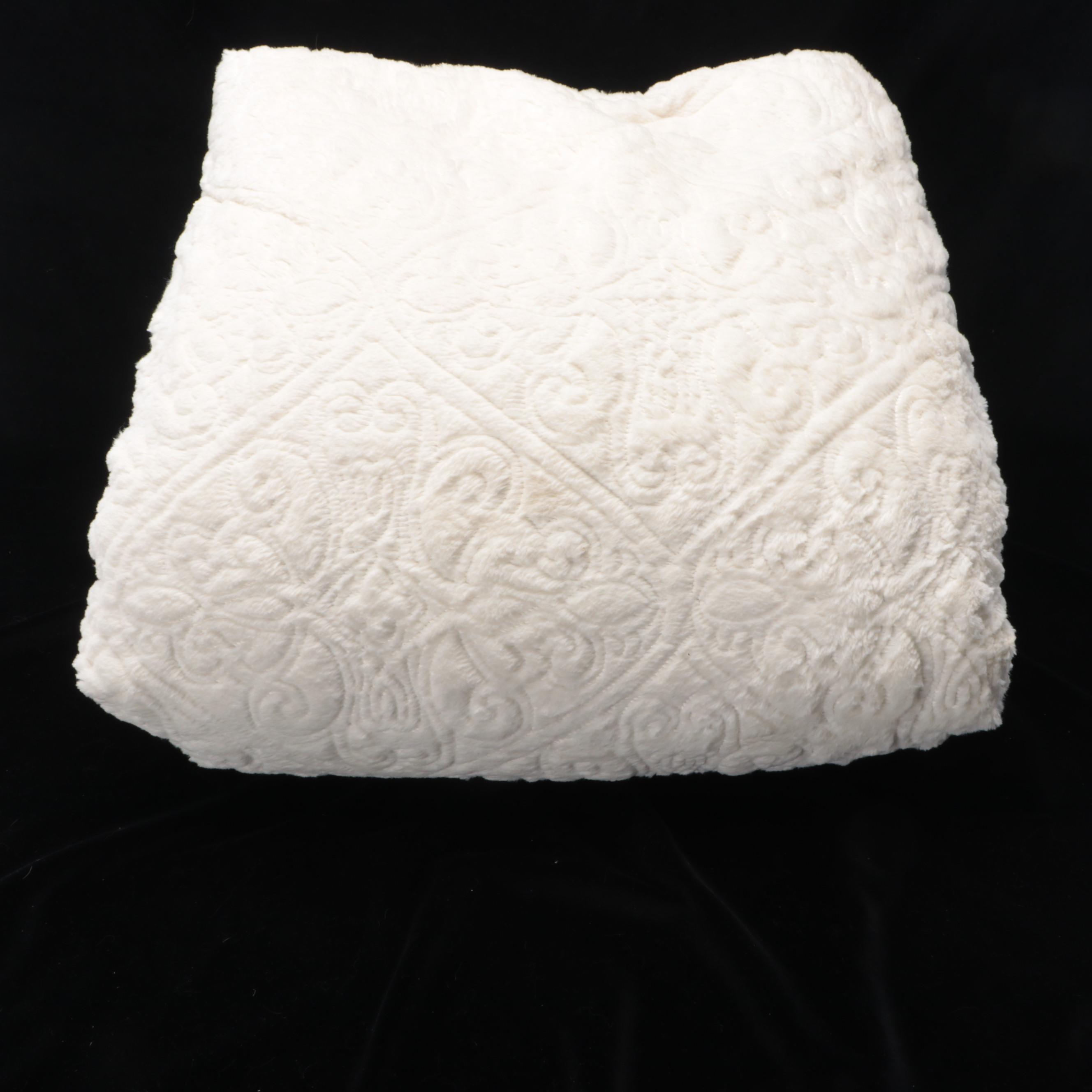 Indigo Loft White Faux Fur Queen Comforter with More Bed Linens