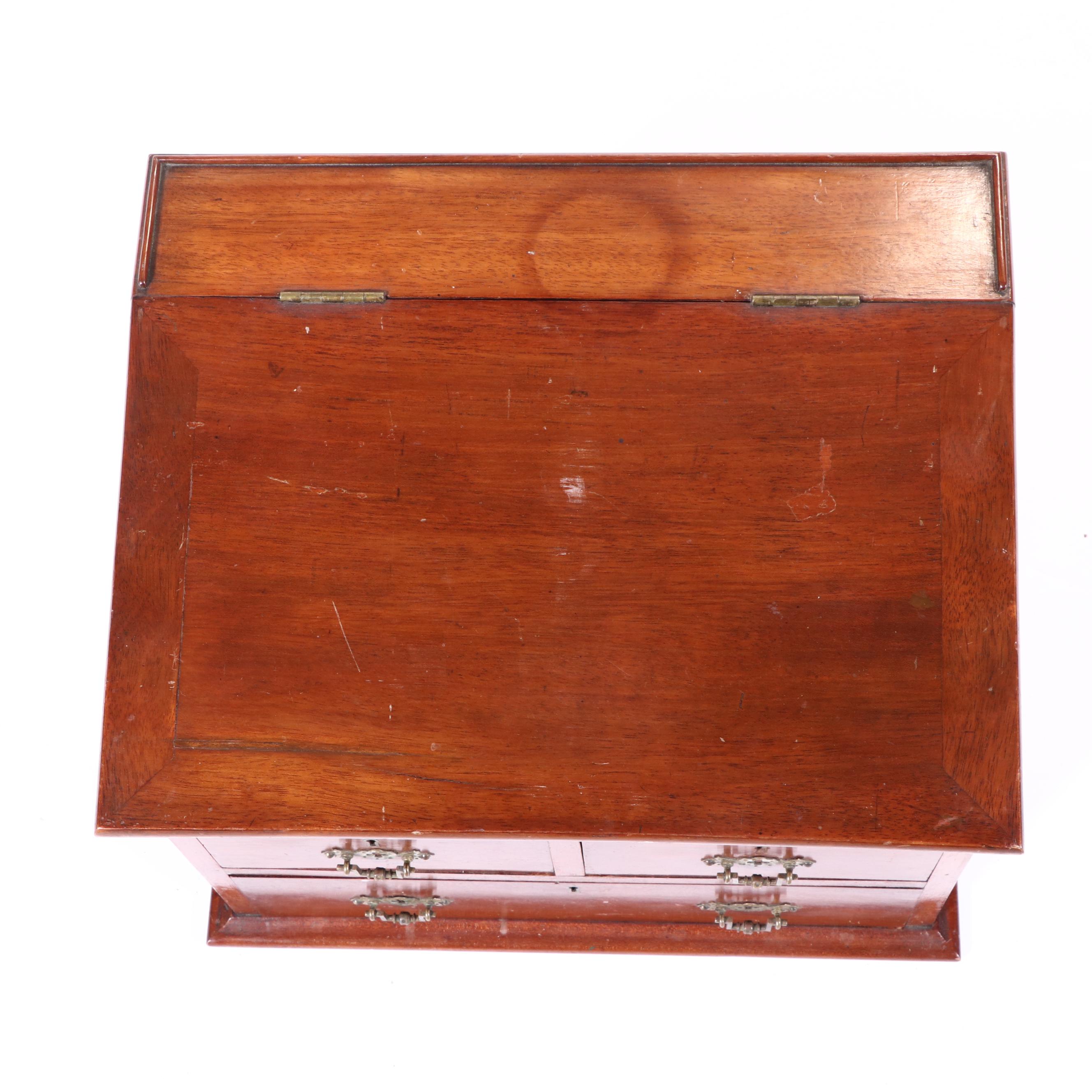 Victorian Mahogany Slant-Lid Tabletop Desk, Mid to Late 19th Century