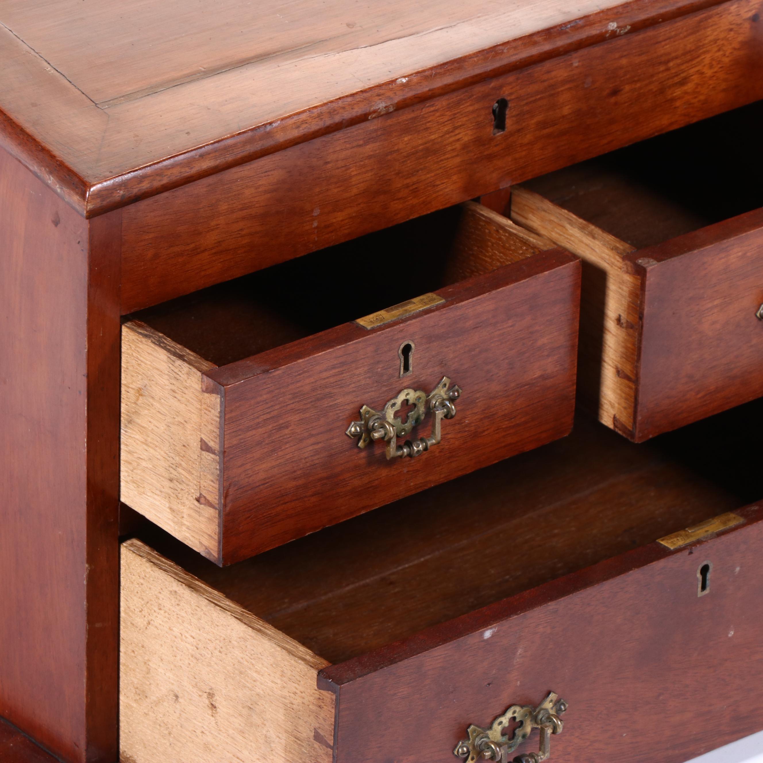 Victorian Mahogany Slant-Lid Tabletop Desk, Mid to Late 19th Century