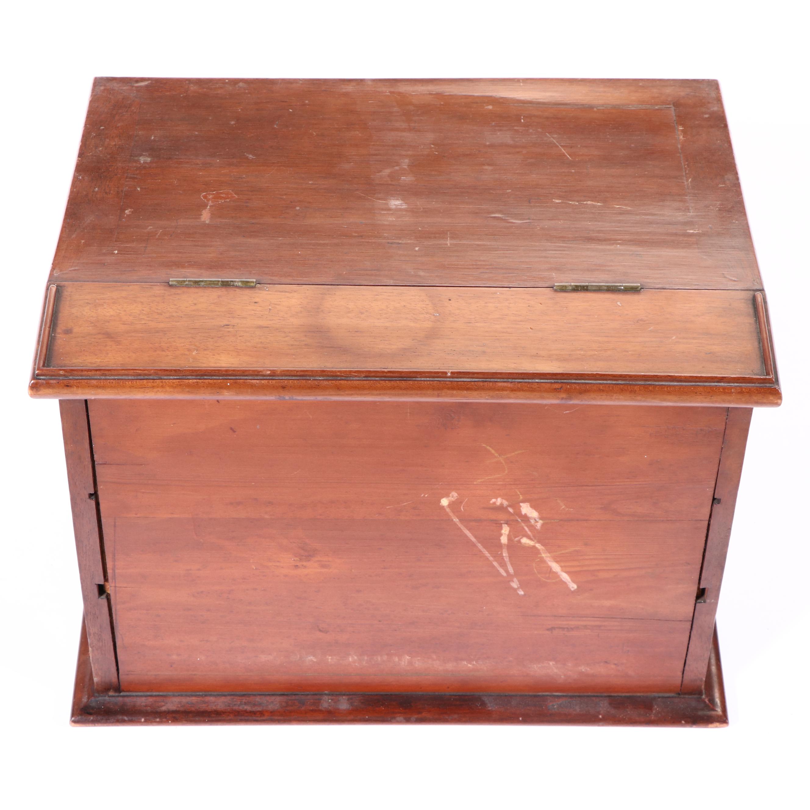 Victorian Mahogany Slant-Lid Tabletop Desk, Mid to Late 19th Century
