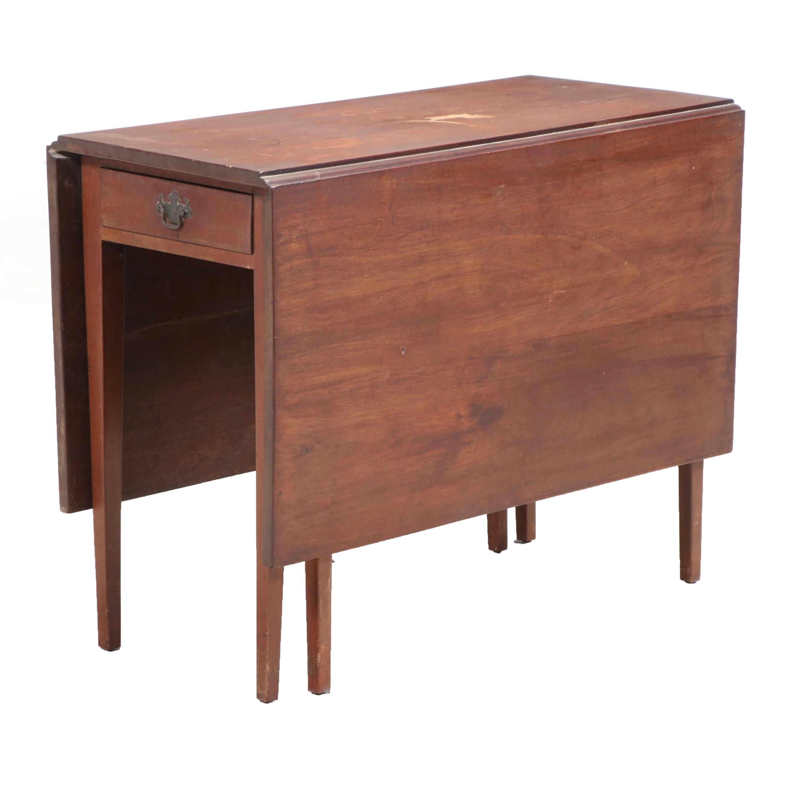 American Primitive Mahogany Drop-Leaf Table, 19th Century