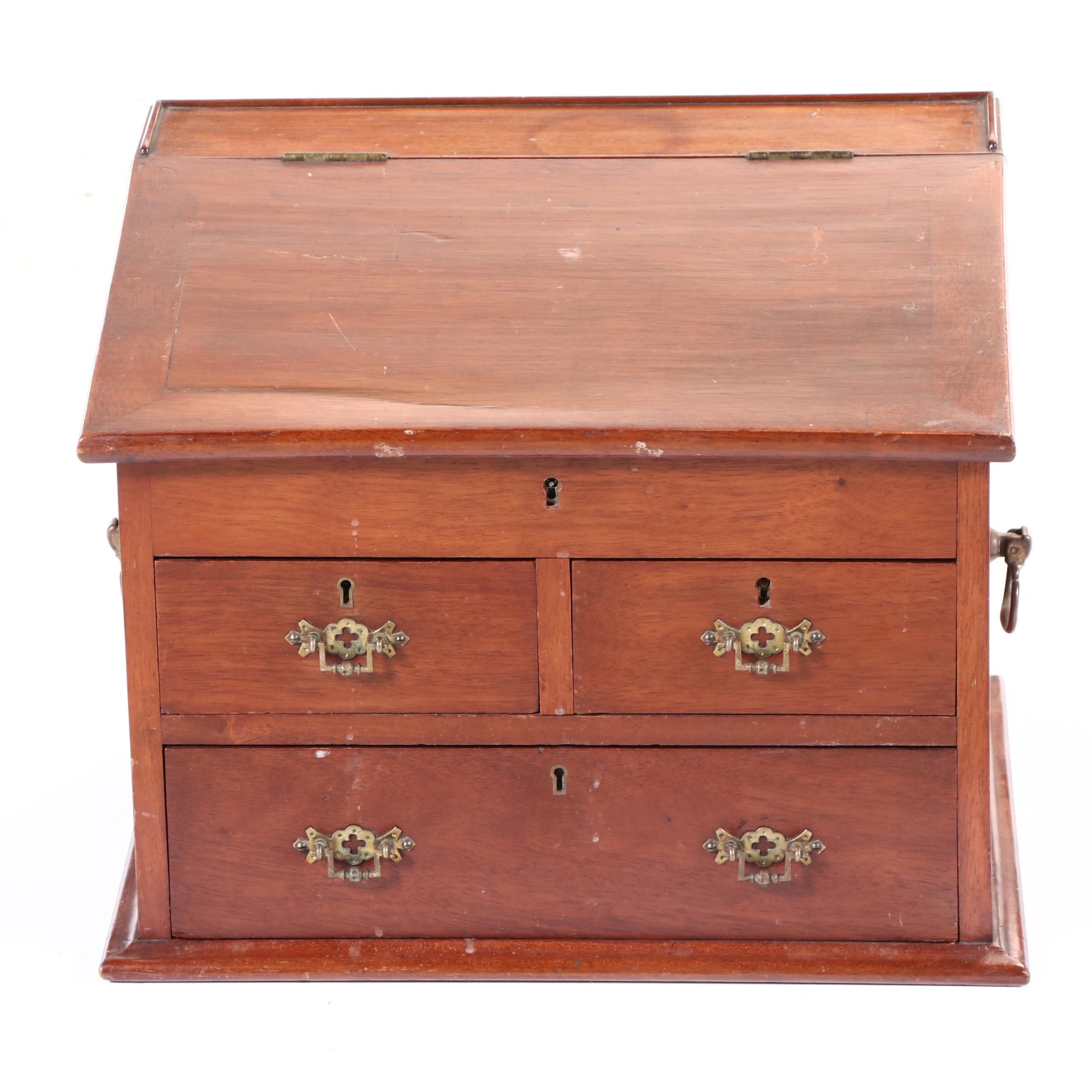 Victorian Mahogany Slant-Lid Tabletop Desk, Mid to Late 19th Century