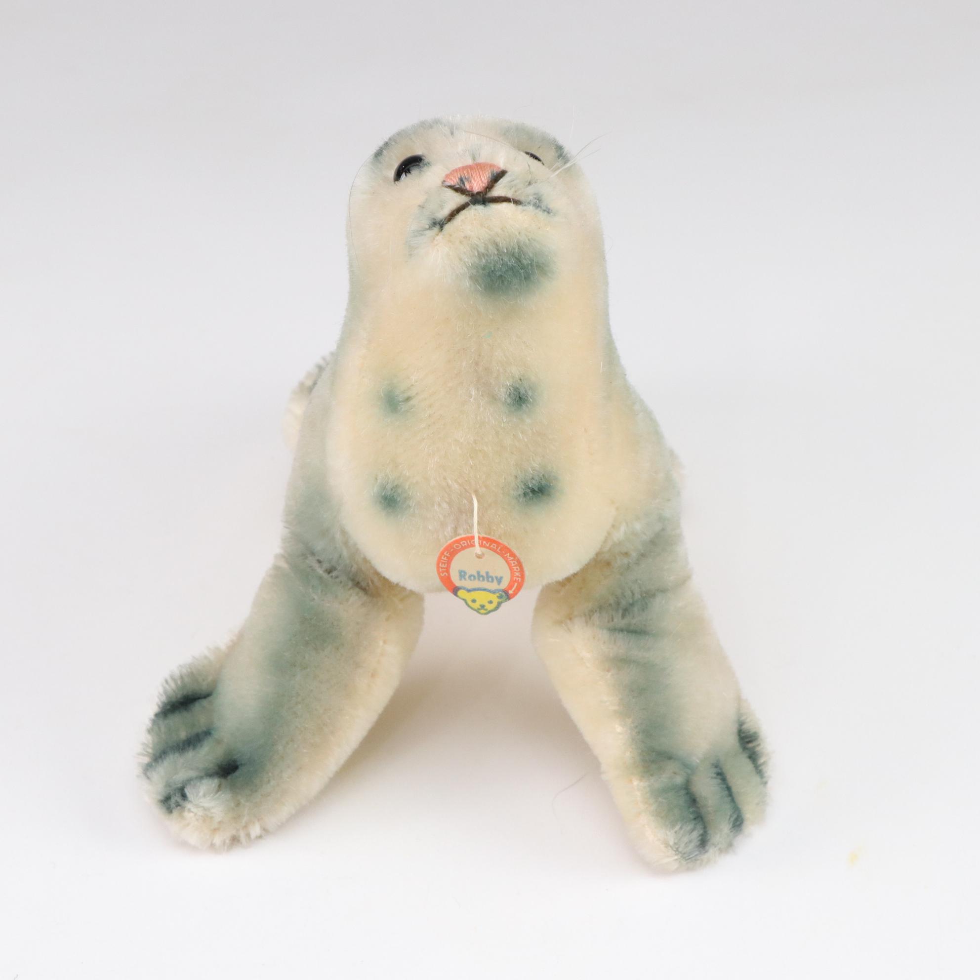 Steiff Floppy Leo, Molly Lamby and Other Stuffed Animals