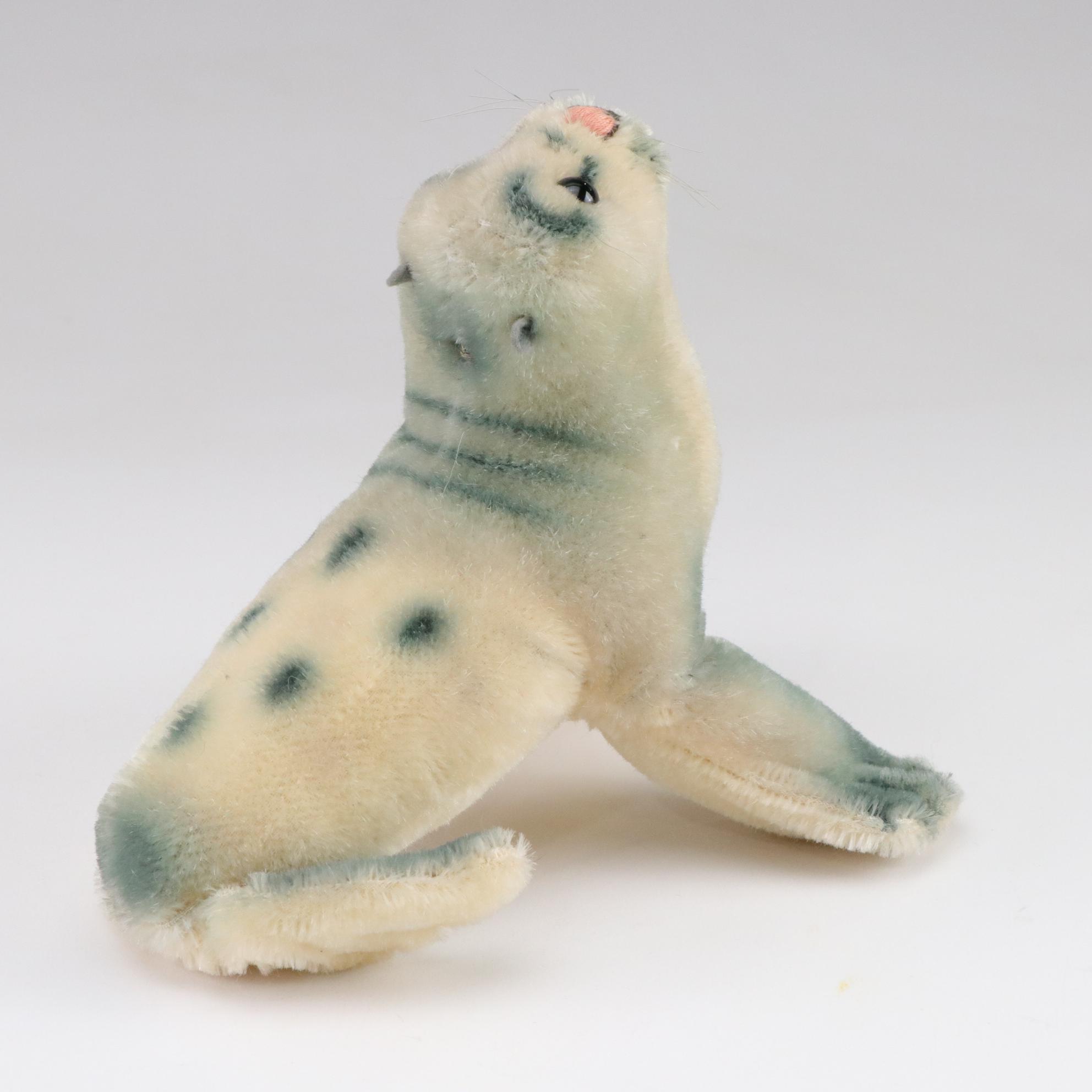 Steiff Floppy Leo, Molly Lamby and Other Stuffed Animals