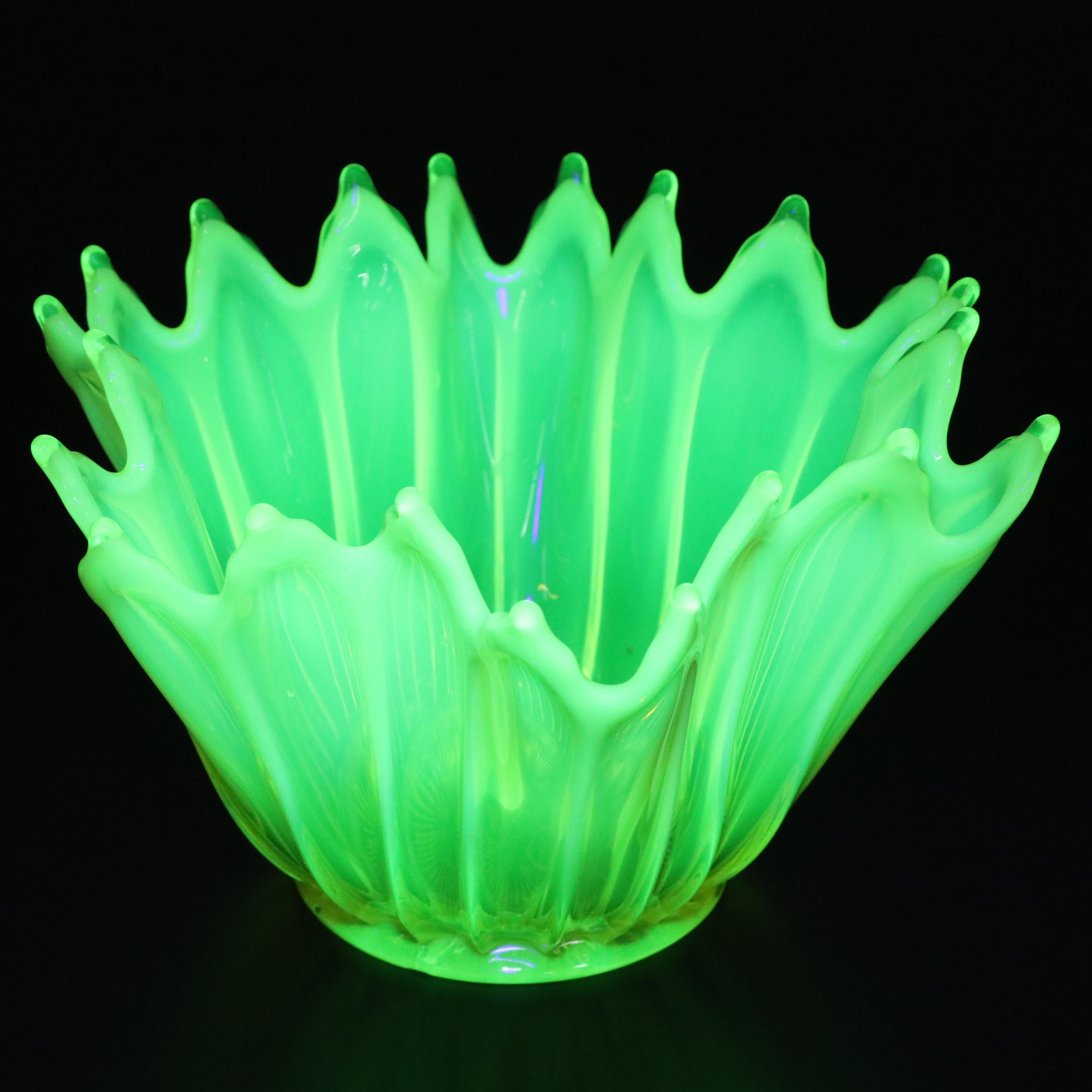 Fostoria "Heirloom Yellow" Vaseline Glass Bowls, 1959–1962