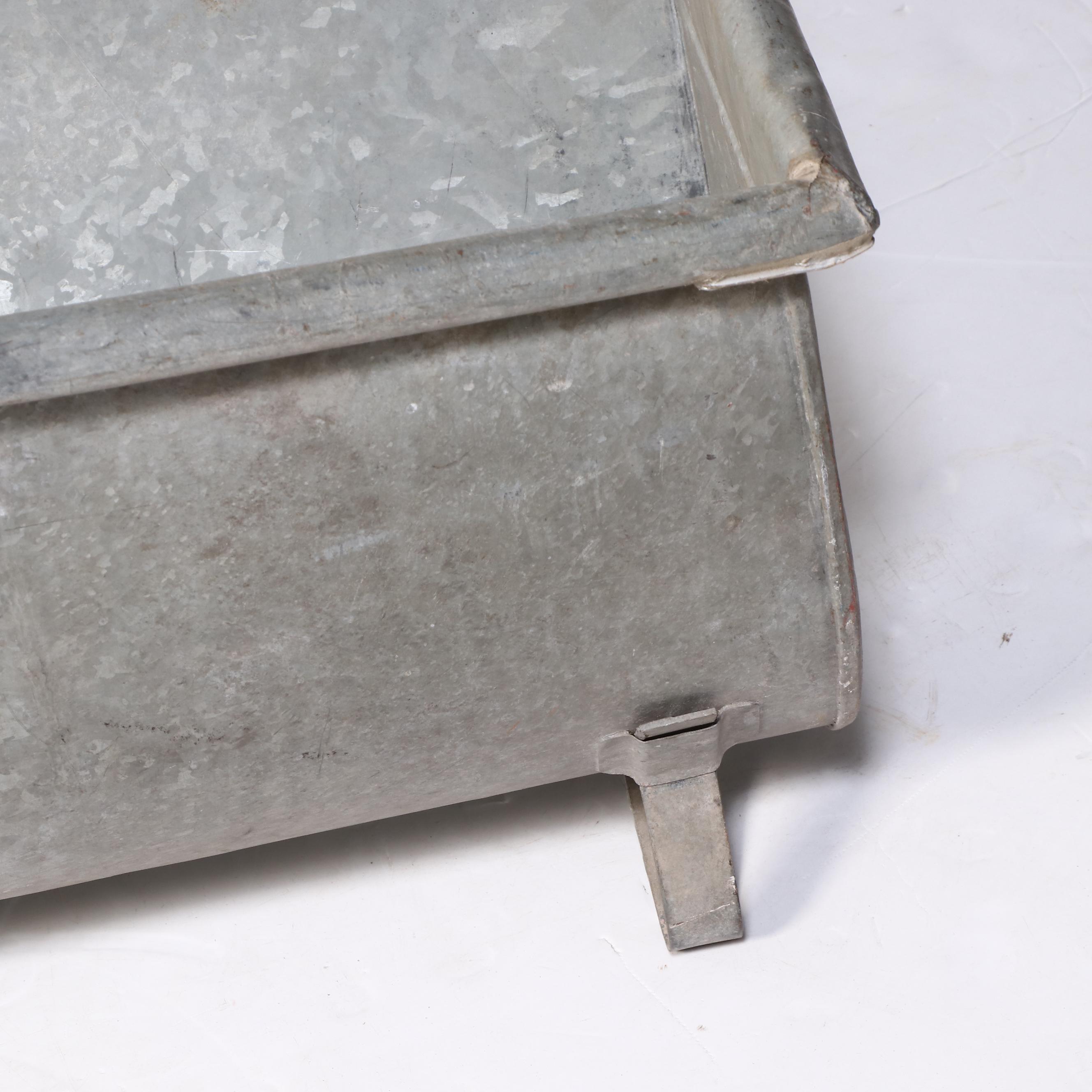 Galvanized Metal Tub/Planter