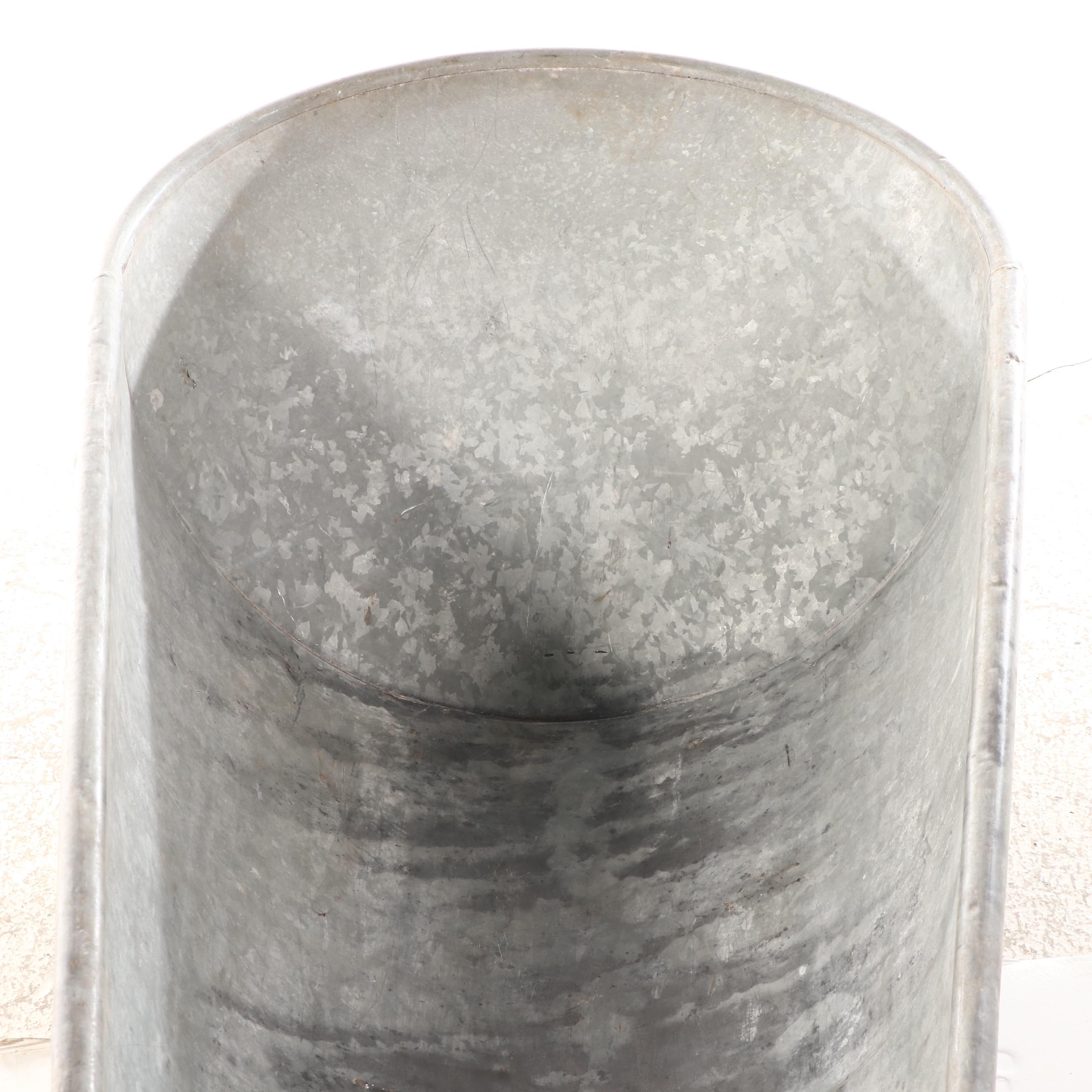 Galvanized Metal Tub/Planter